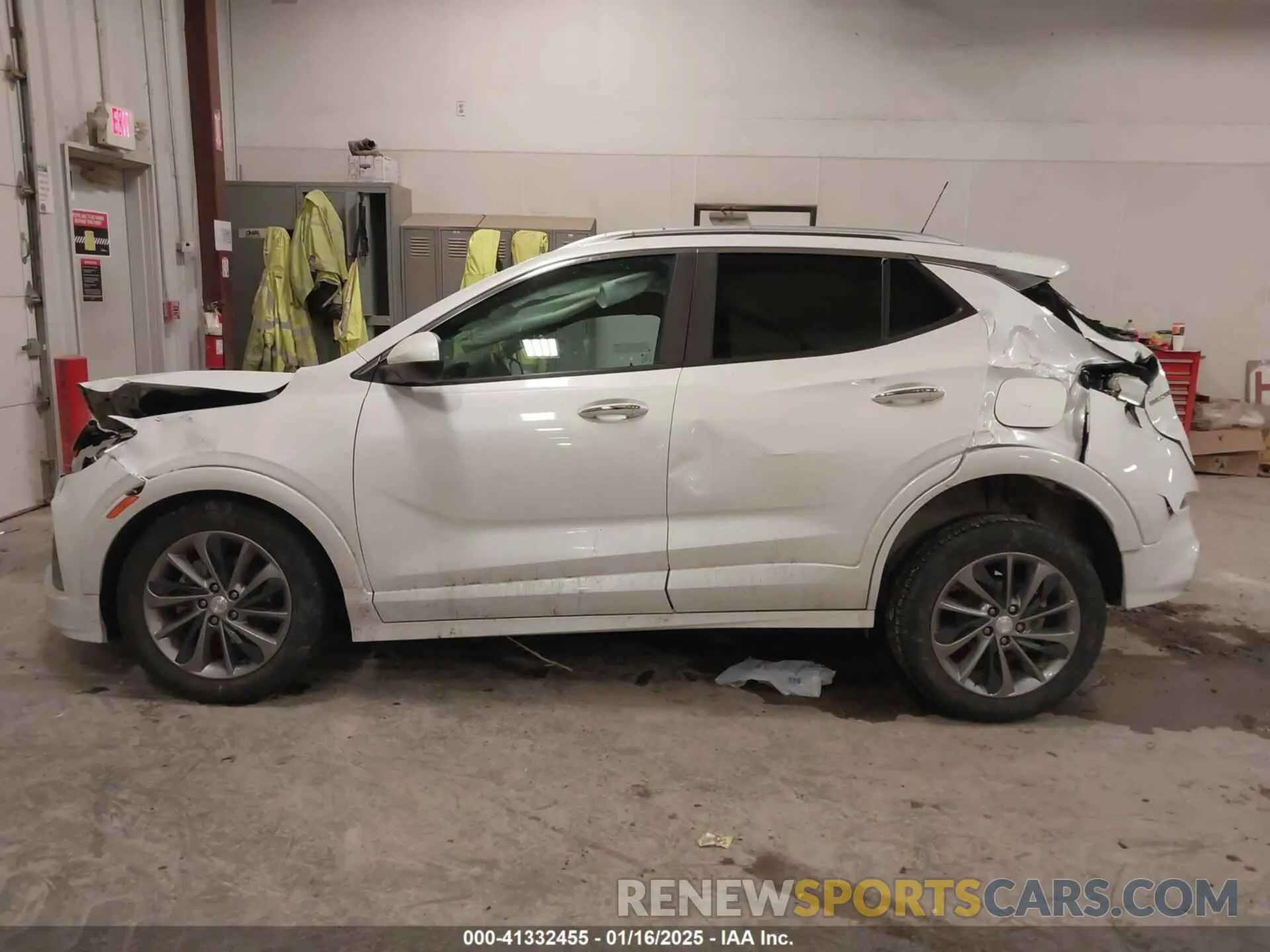 14 fotografías del automóvil dañado KL4MMDSLXPB027736 BUICK ENCORE GX 2023