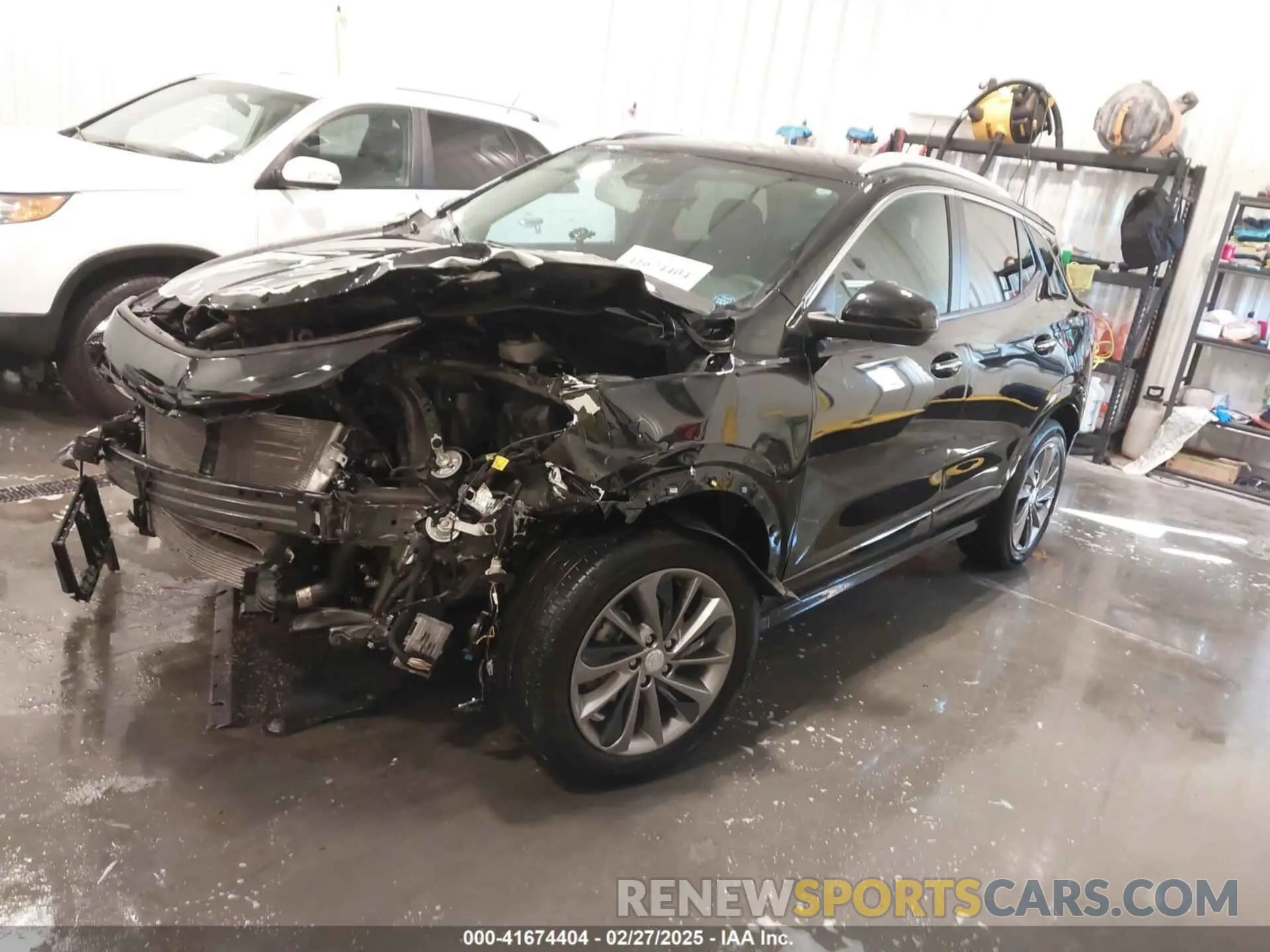 2 fotografías del automóvil dañado KL4MMESL2PB055794 BUICK ENCORE GX 2023