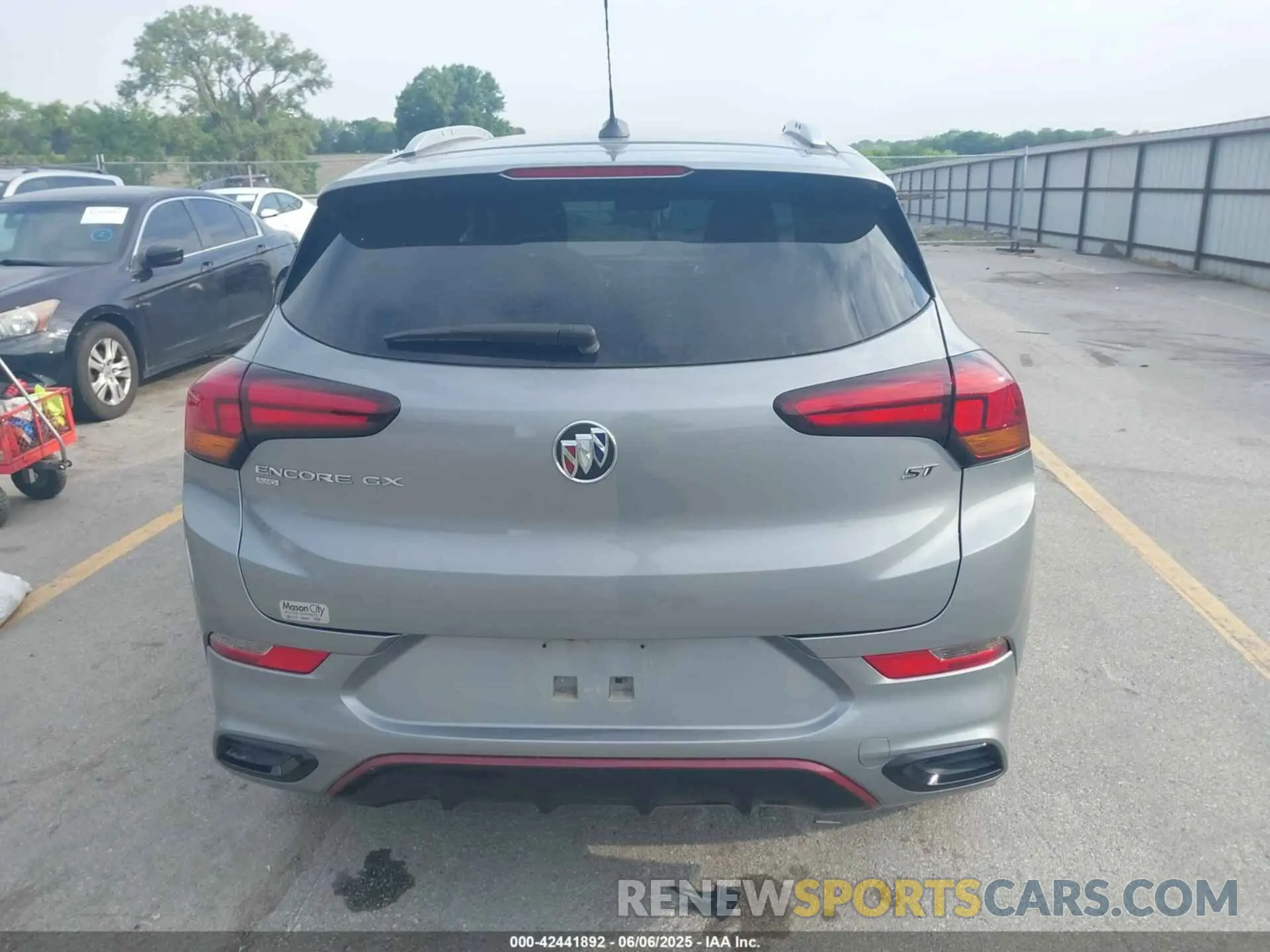 16 fotografías del automóvil dañado KL4MMESL2PB128761 BUICK ENCORE GX 2023