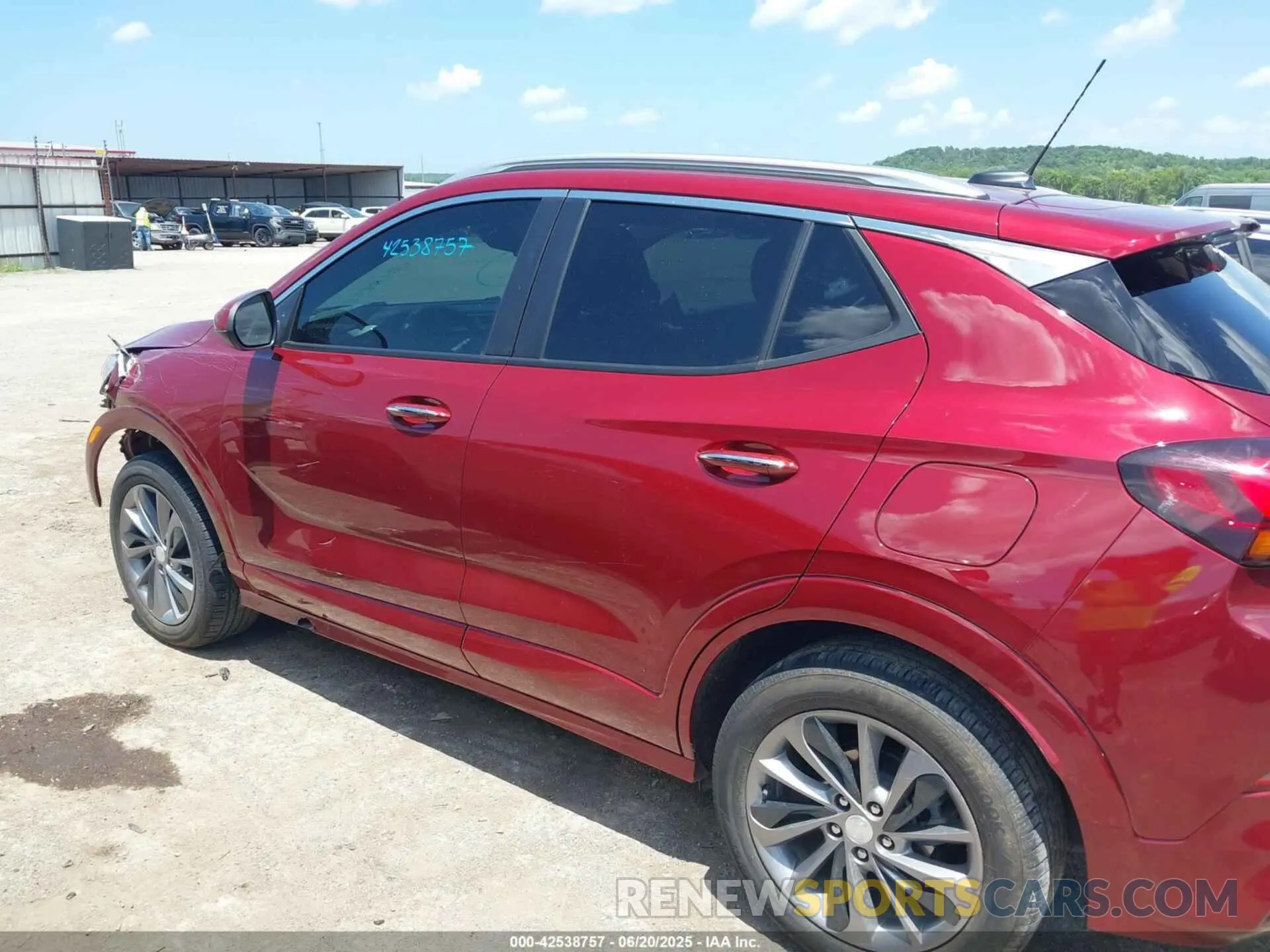 14 fotografías del automóvil dañado KL4MMESL4PB086061 BUICK ENCORE GX 2023