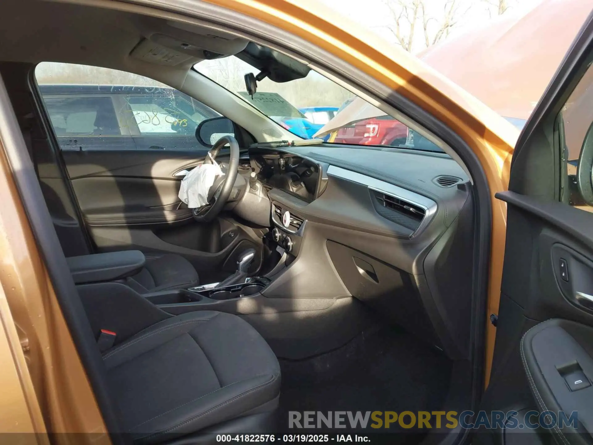 5 fotografías del automóvil dañado KL4AMBS22RB204197 BUICK ENCORE GX 2024
