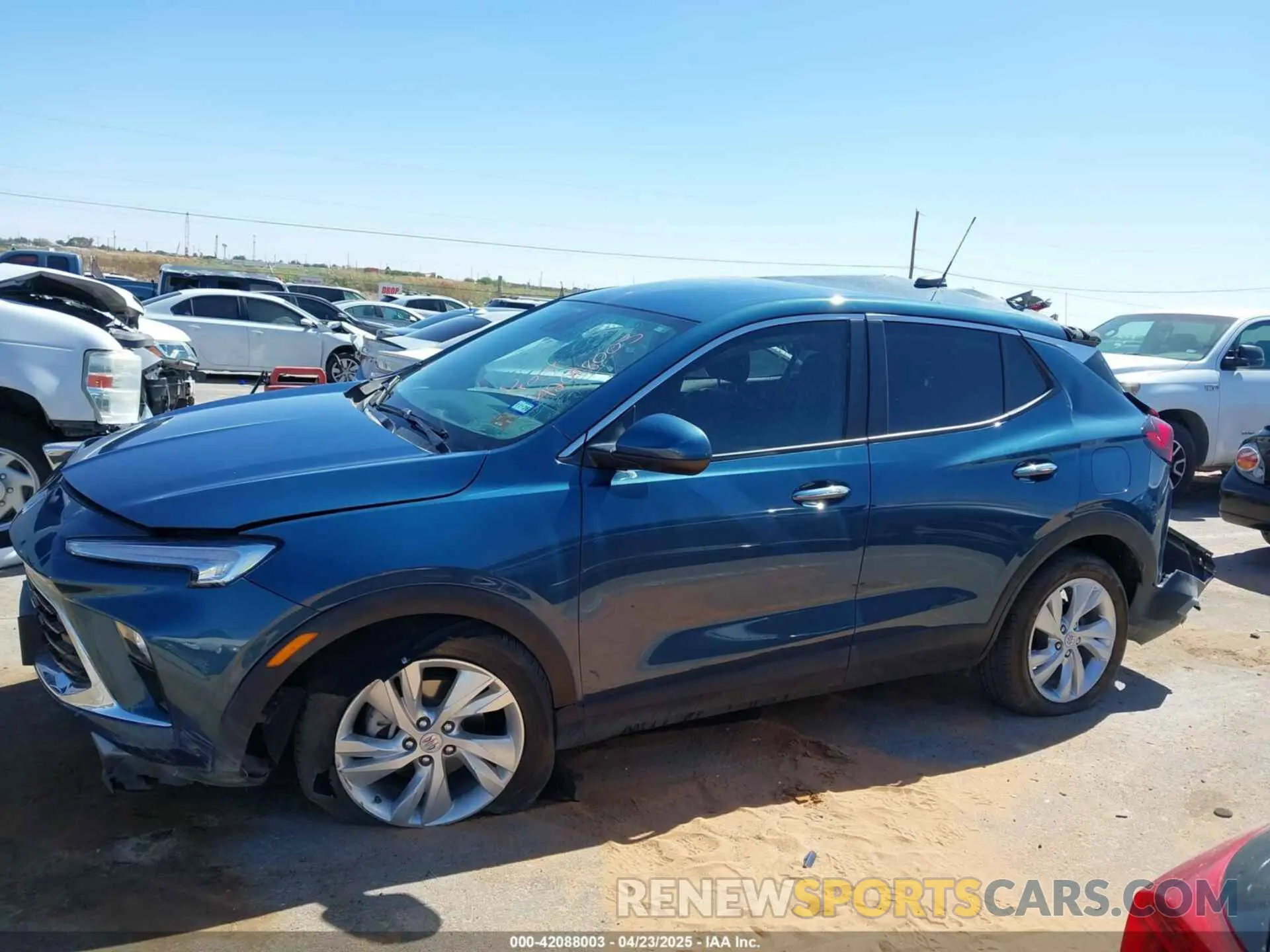 14 fotografías del automóvil dañado KL4AMBS25RB097341 BUICK ENCORE GX 2024
