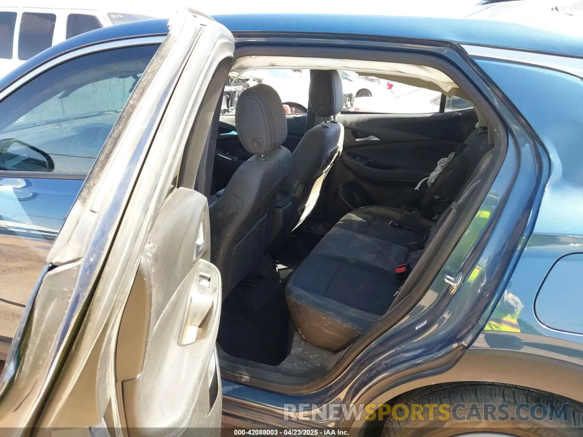 8 fotografías del automóvil dañado KL4AMBS25RB097341 BUICK ENCORE GX 2024