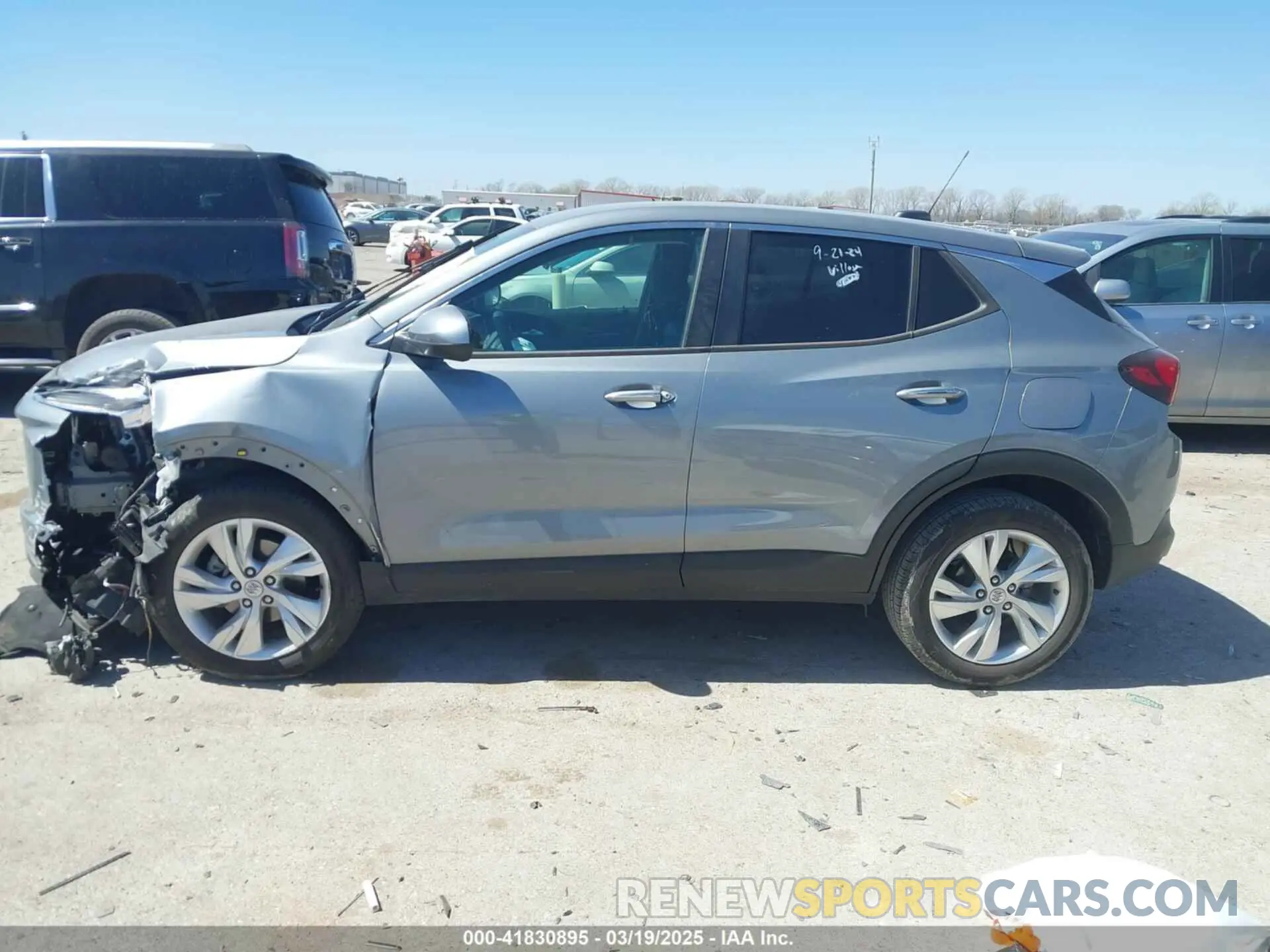 14 fotografías del automóvil dañado KL4AMBSL0RB212503 BUICK ENCORE GX 2024