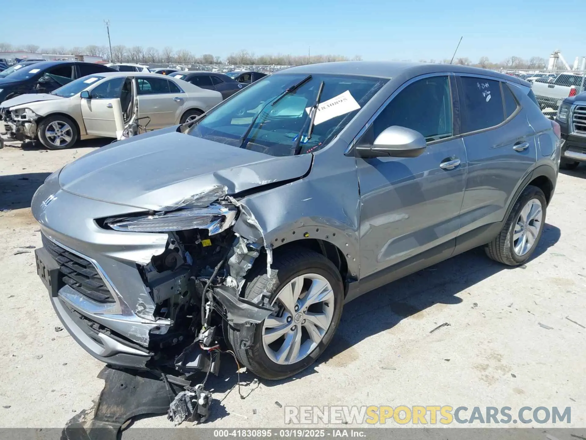 2 fotografías del automóvil dañado KL4AMBSL0RB212503 BUICK ENCORE GX 2024
