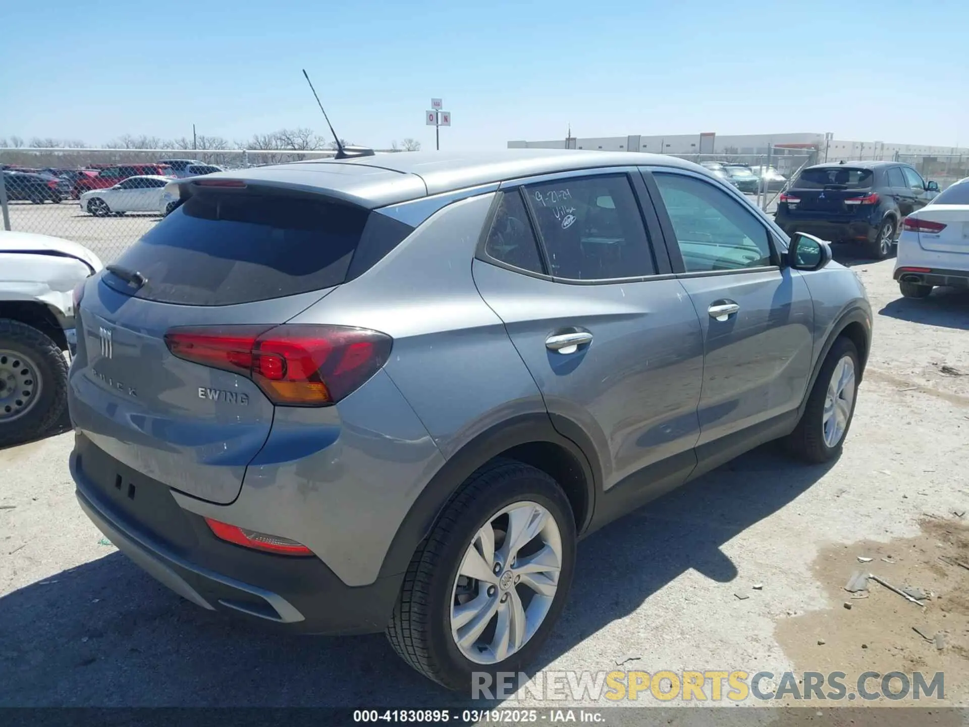 4 fotografías del automóvil dañado KL4AMBSL0RB212503 BUICK ENCORE GX 2024