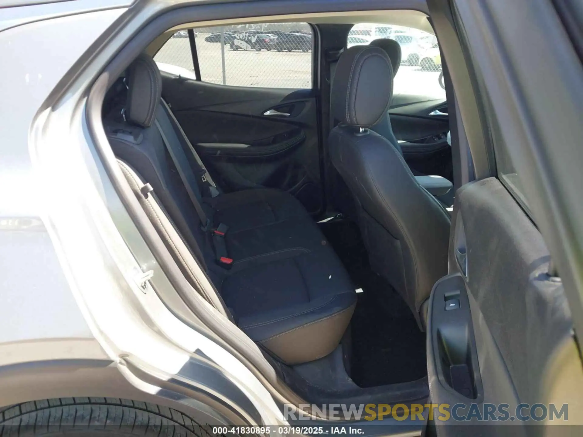 8 fotografías del automóvil dañado KL4AMBSL0RB212503 BUICK ENCORE GX 2024