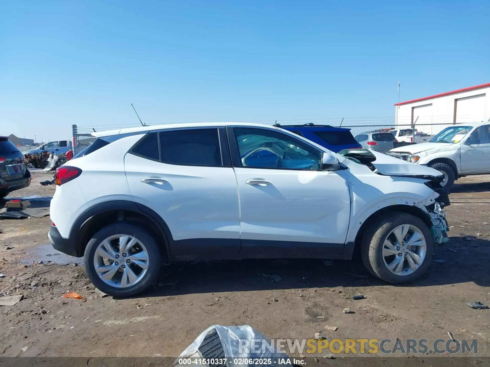 13 fotografías del automóvil dañado KL4AMCSL7RB004379 BUICK ENCORE GX 2024