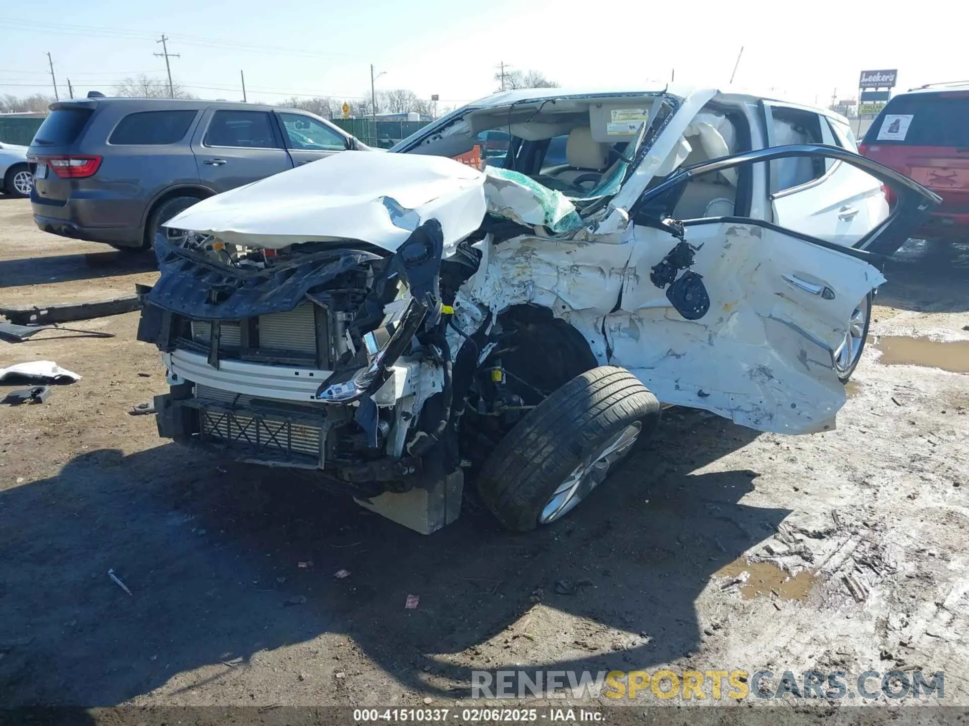 2 fotografías del automóvil dañado KL4AMCSL7RB004379 BUICK ENCORE GX 2024