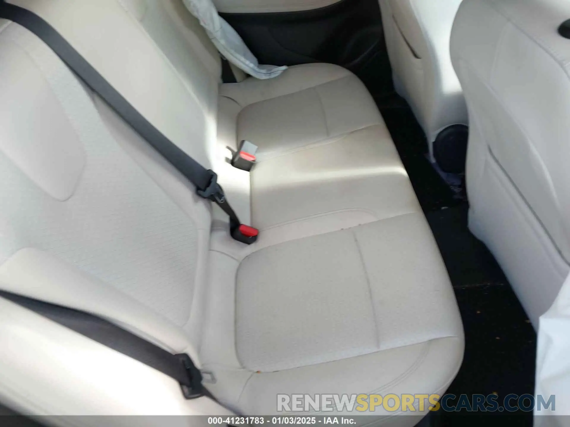 8 fotografías del automóvil dañado KL4AMCSL8RB155568 BUICK ENCORE GX 2024