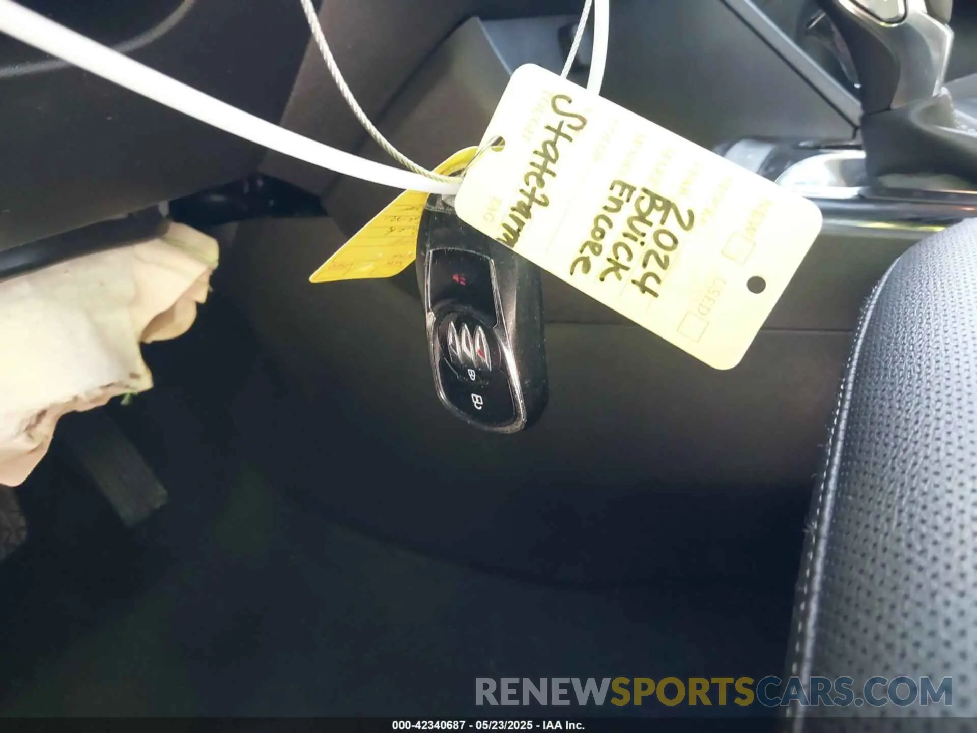 11 fotografías del automóvil dañado KL4AMDSL0RB137930 BUICK ENCORE GX 2024