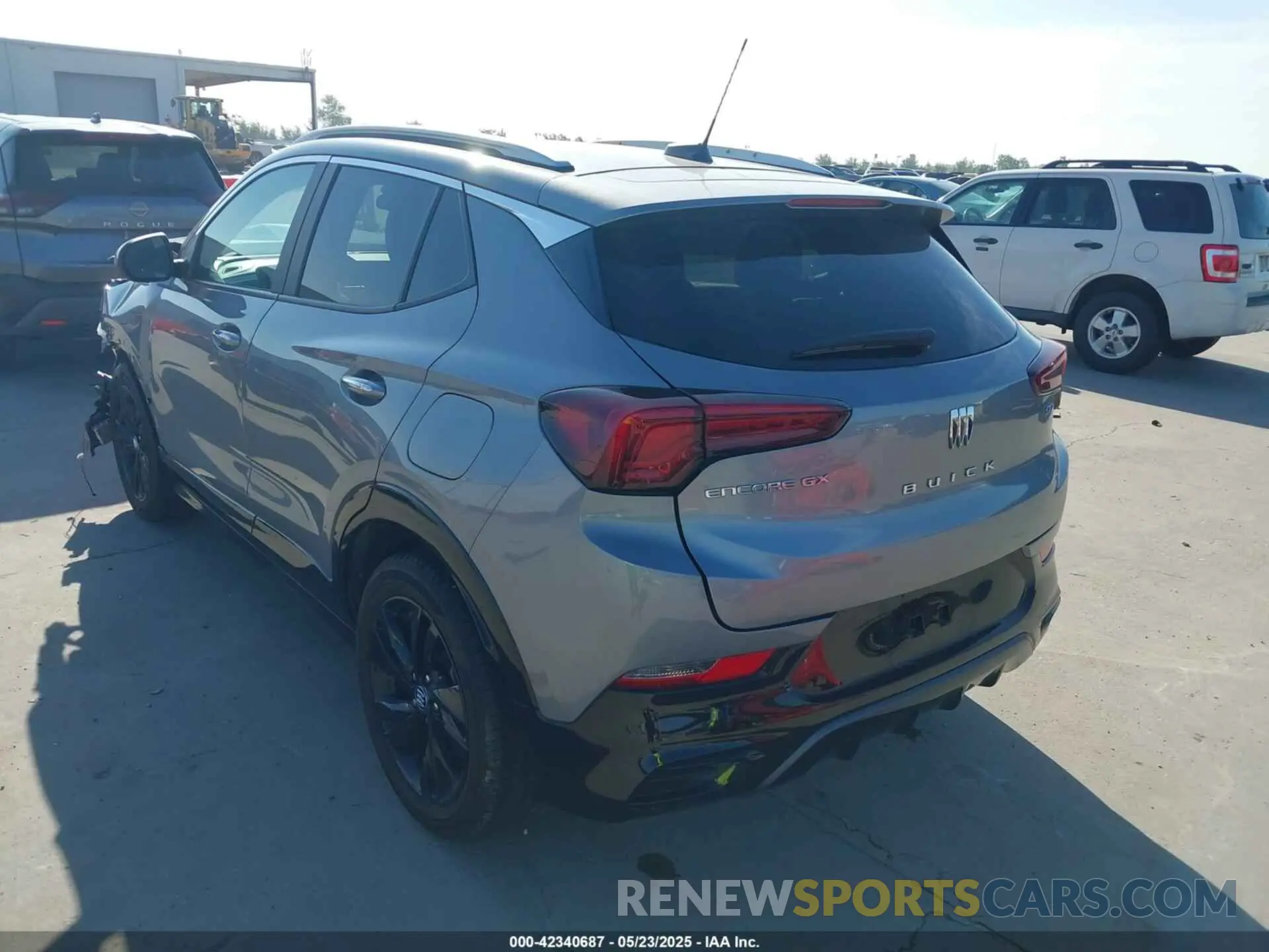3 fotografías del automóvil dañado KL4AMDSL0RB137930 BUICK ENCORE GX 2024