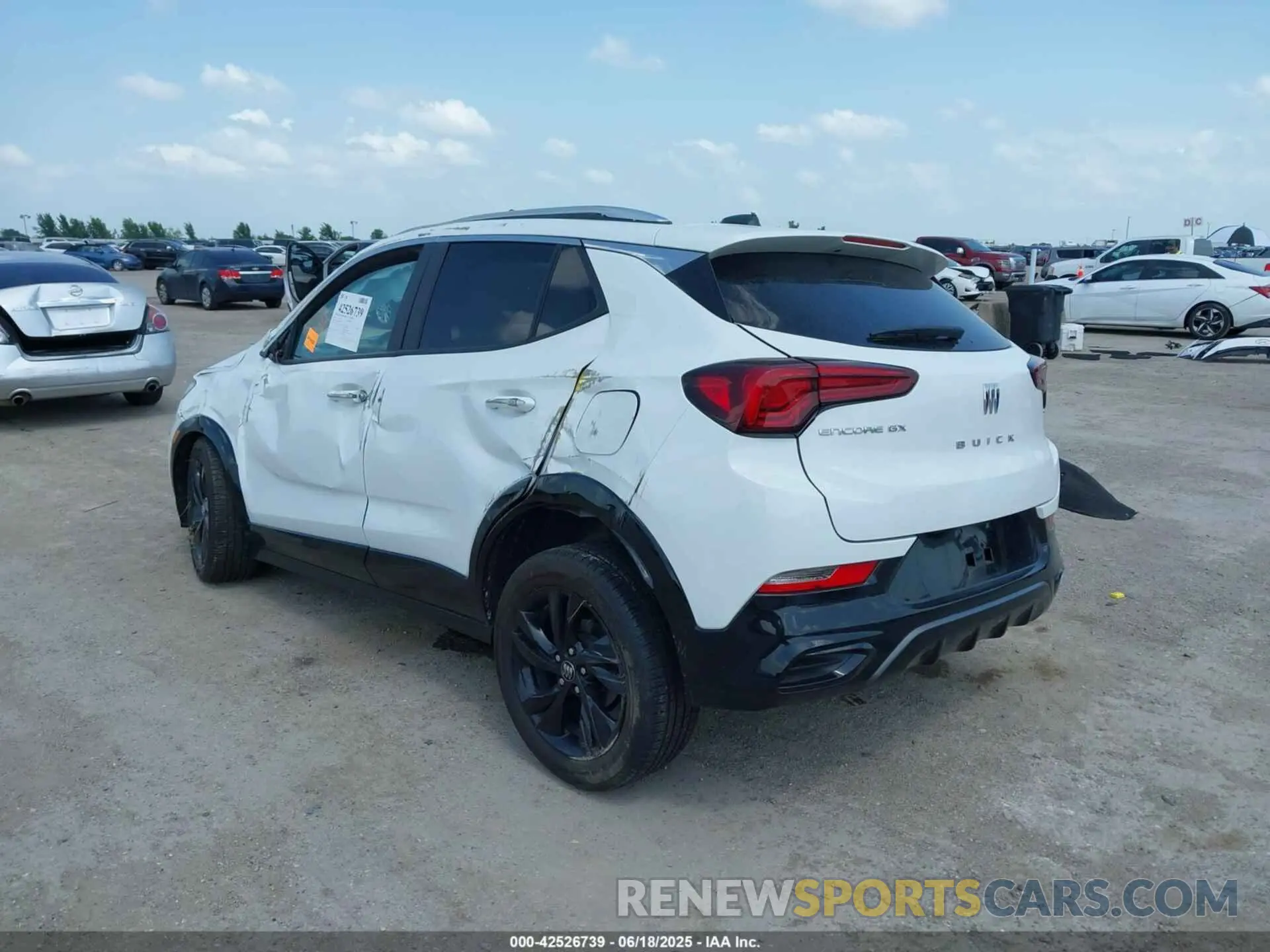 3 fotografías del automóvil dañado KL4AMDSL3RB188645 BUICK ENCORE GX 2024