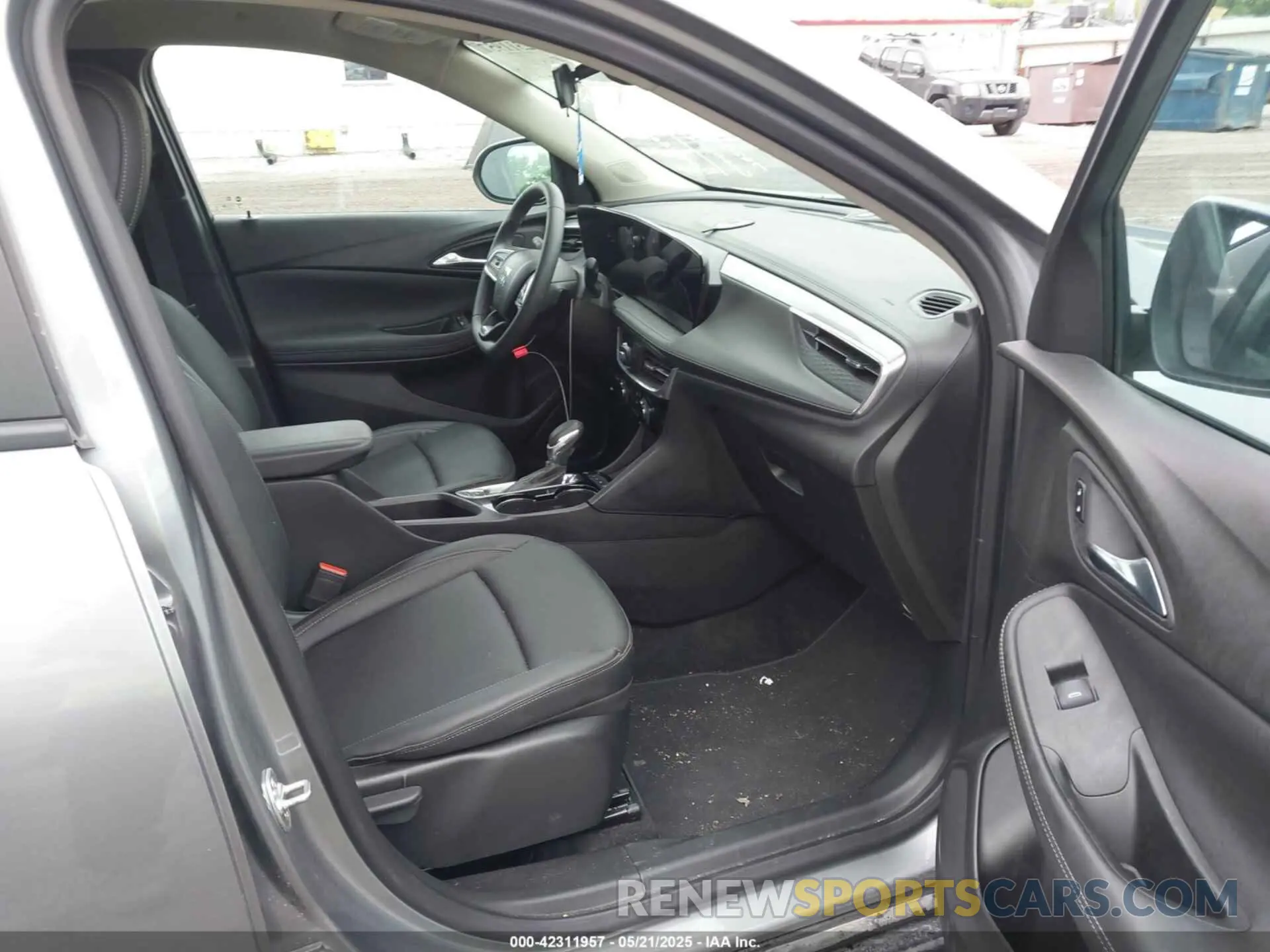 5 fotografías del automóvil dañado KL4AMESL9RB053174 BUICK ENCORE GX 2024