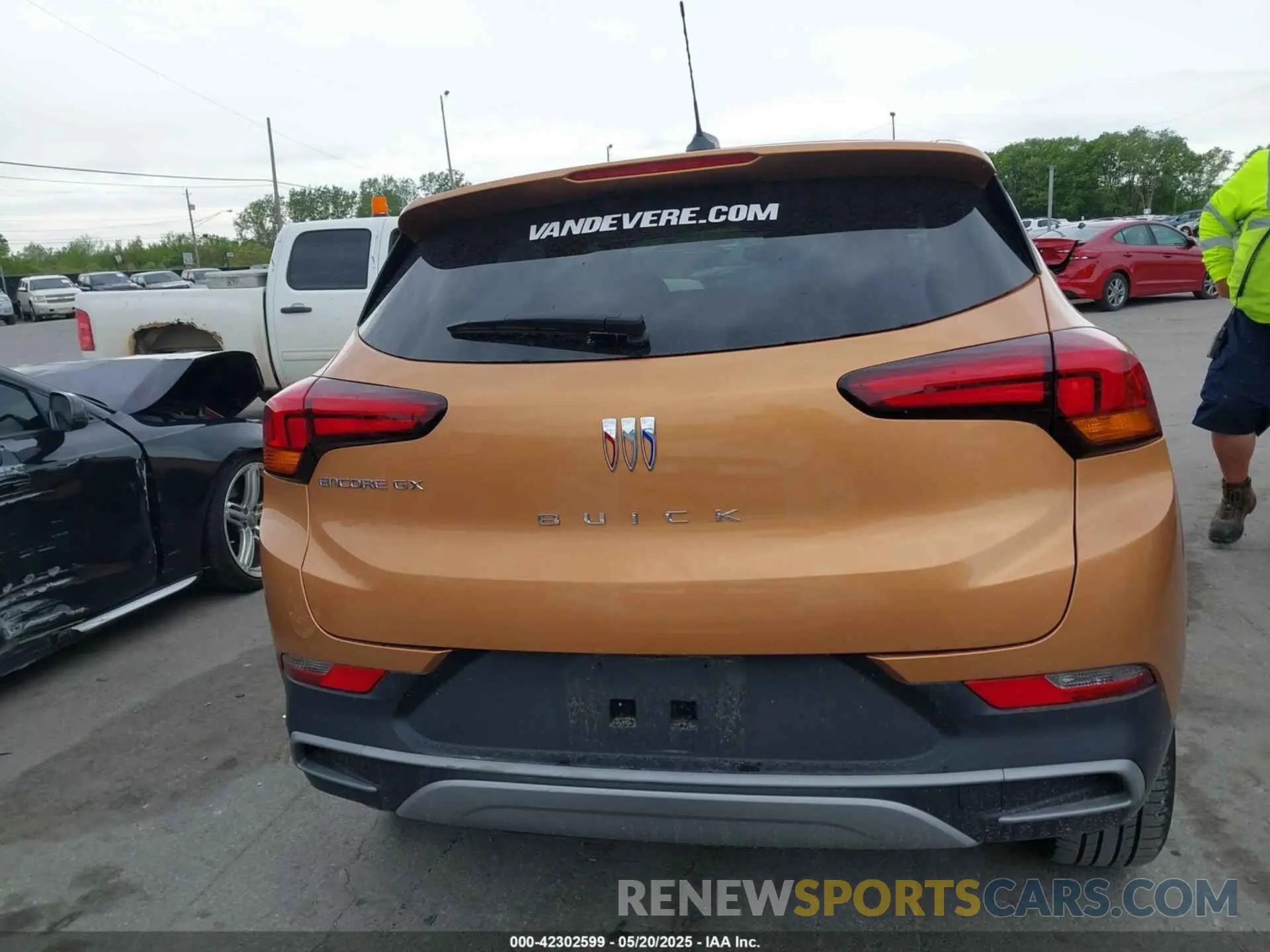 16 fotografías del automóvil dañado KL4AMBSP1SB016952 BUICK ENCORE GX 2025