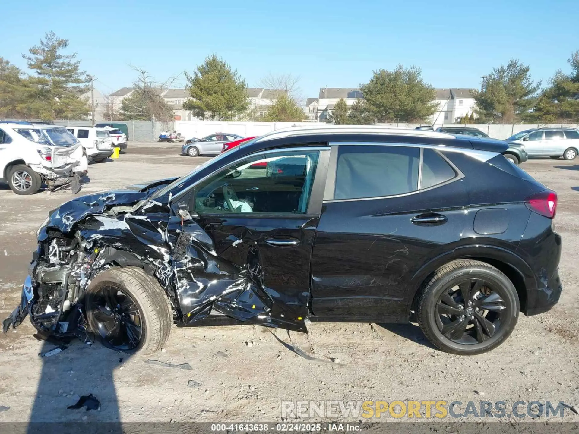 14 fotografías del automóvil dañado KL4AMDSL3SB037925 BUICK ENCORE GX 2025