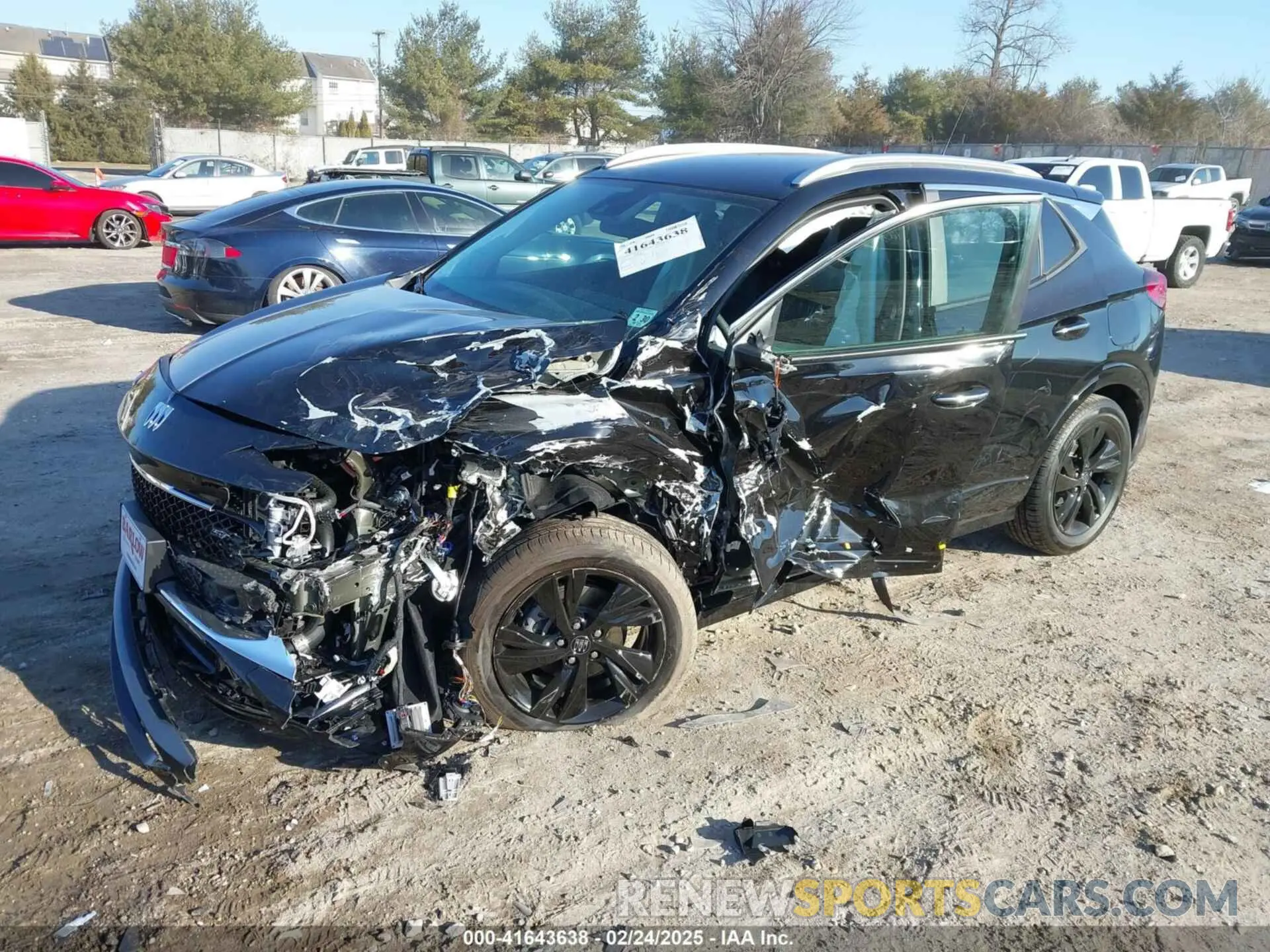 2 fotografías del automóvil dañado KL4AMDSL3SB037925 BUICK ENCORE GX 2025