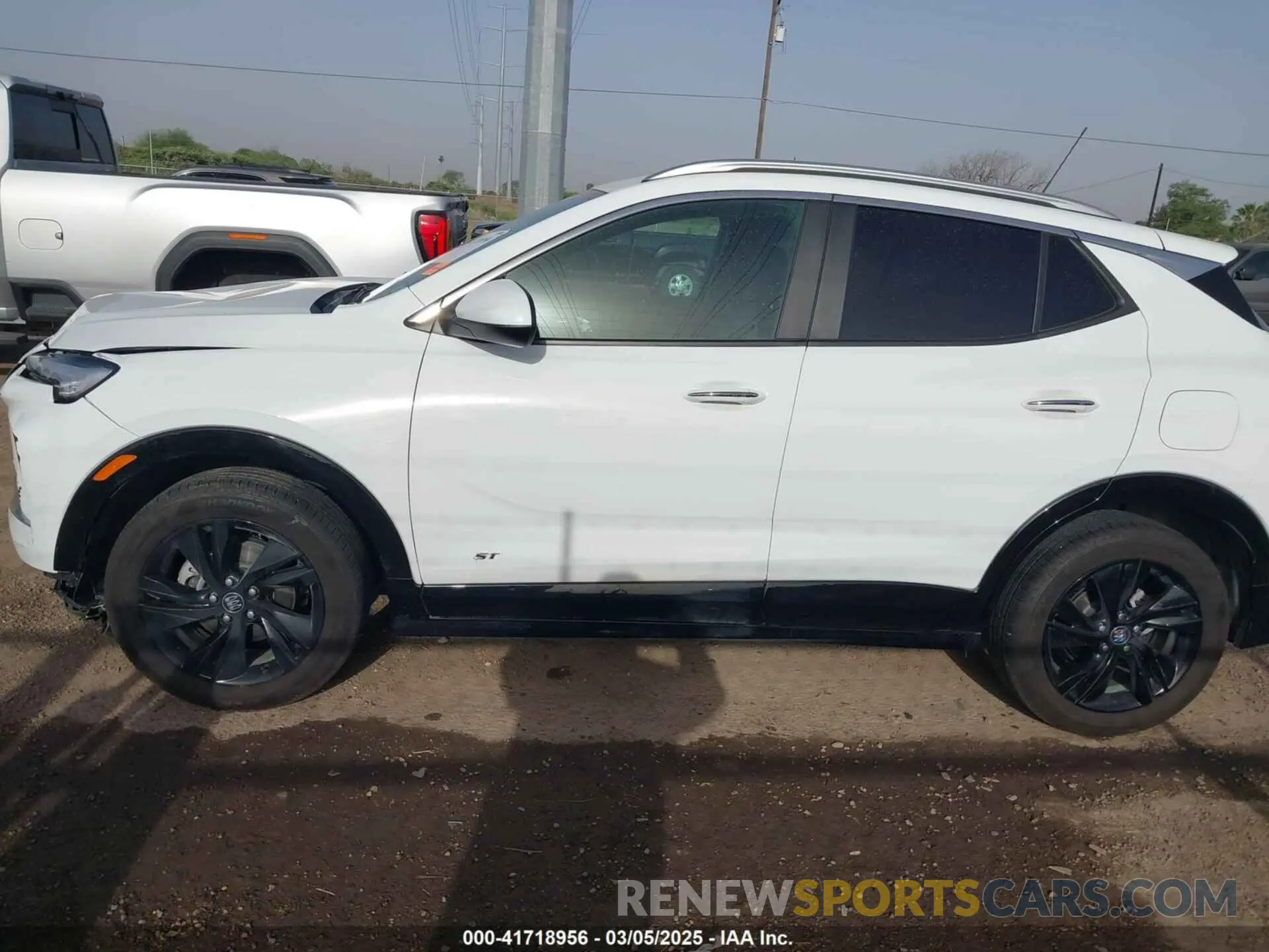 15 fotografías del automóvil dañado KL4AMDSL4SB011771 BUICK ENCORE GX 2025