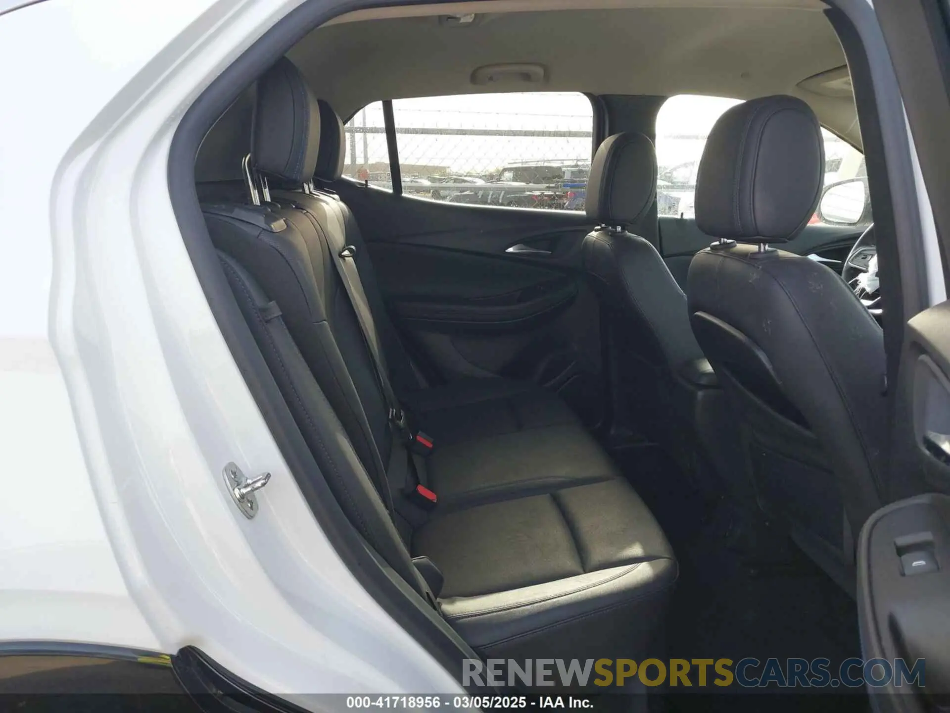 8 fotografías del automóvil dañado KL4AMDSL4SB011771 BUICK ENCORE GX 2025