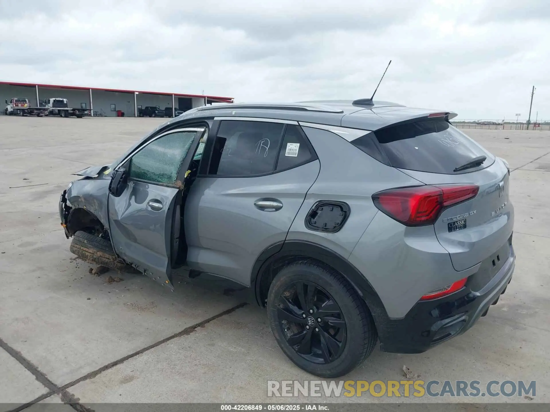 3 fotografías del automóvil dañado KL4AMDSL4SB079651 BUICK ENCORE GX 2025
