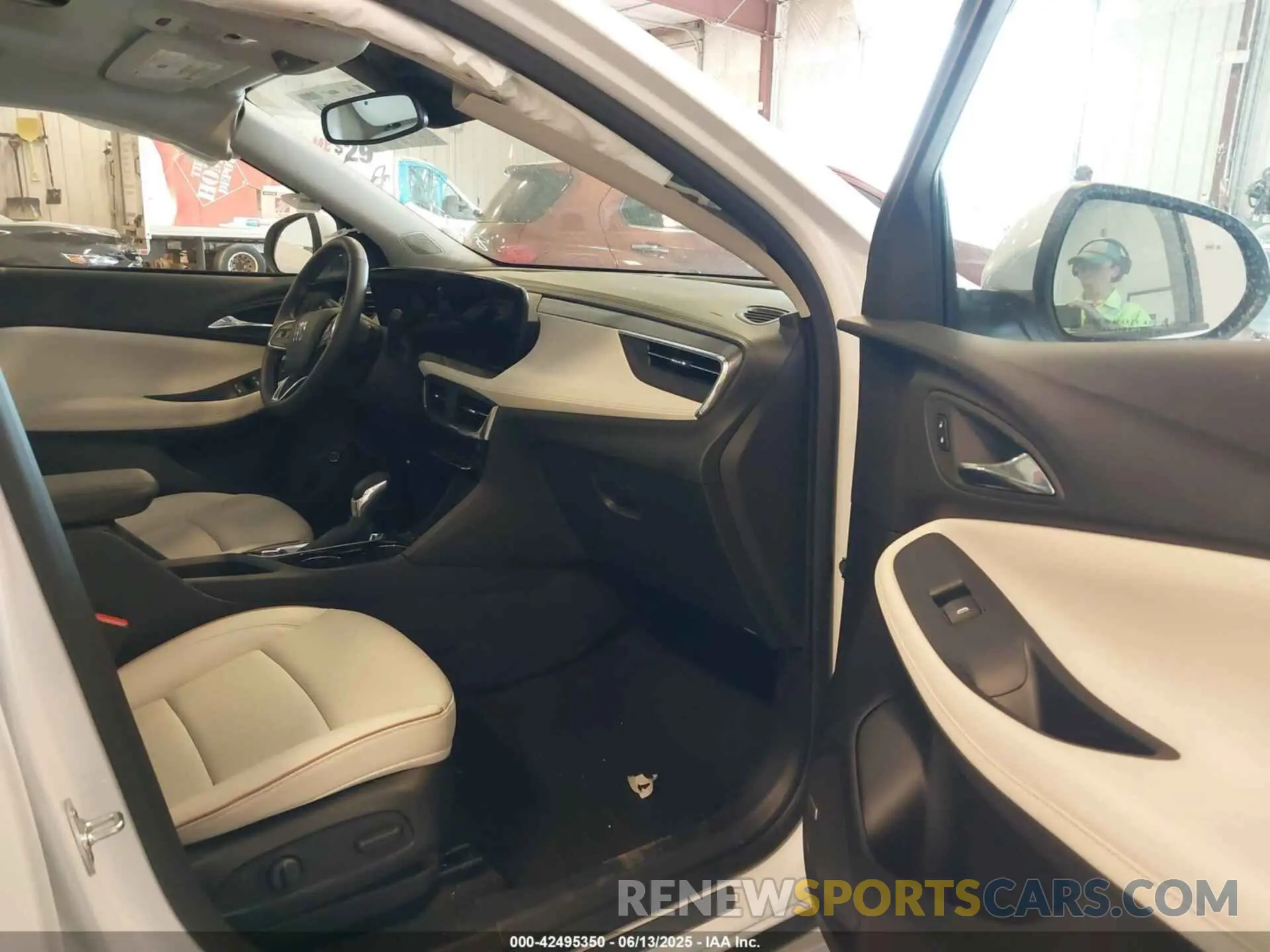 5 fotografías del automóvil dañado KL4AMGSL2SB028697 BUICK ENCORE GX 2025