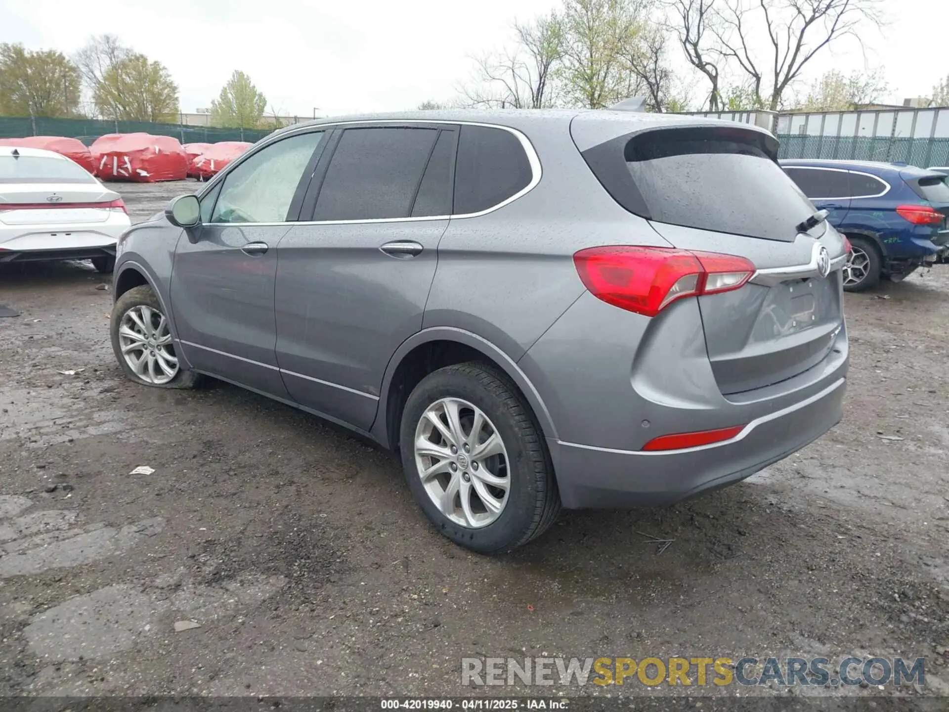 3 fotografías del automóvil dañado LRBFX1SA2KD006300 BUICK ENVISION 2019
