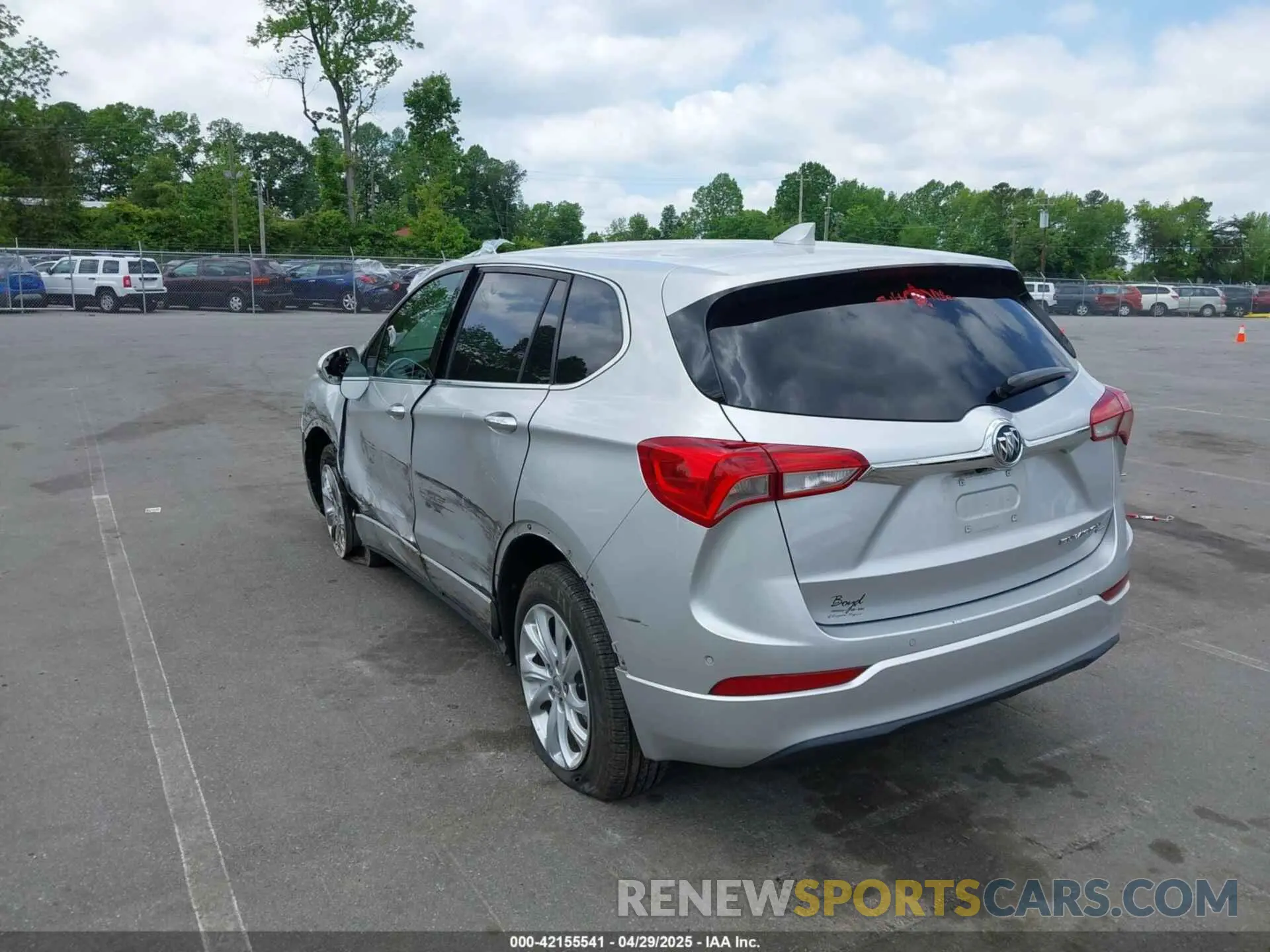 3 fotografías del automóvil dañado LRBFX1SA5KD111574 BUICK ENVISION 2019