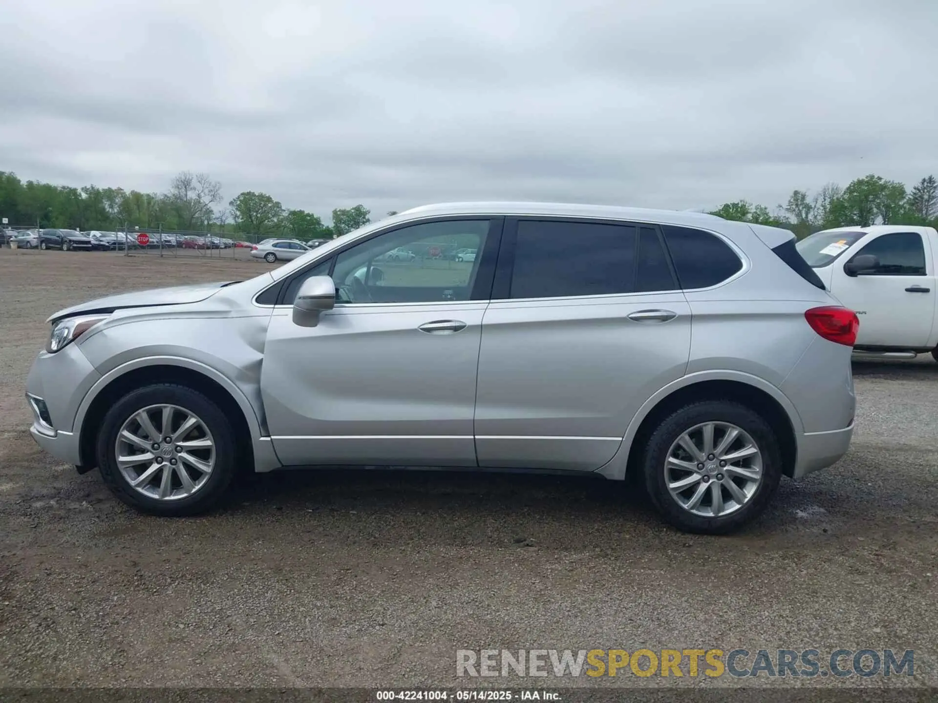 14 fotografías del automóvil dañado LRBFX2SA0KD075816 BUICK ENVISION 2019
