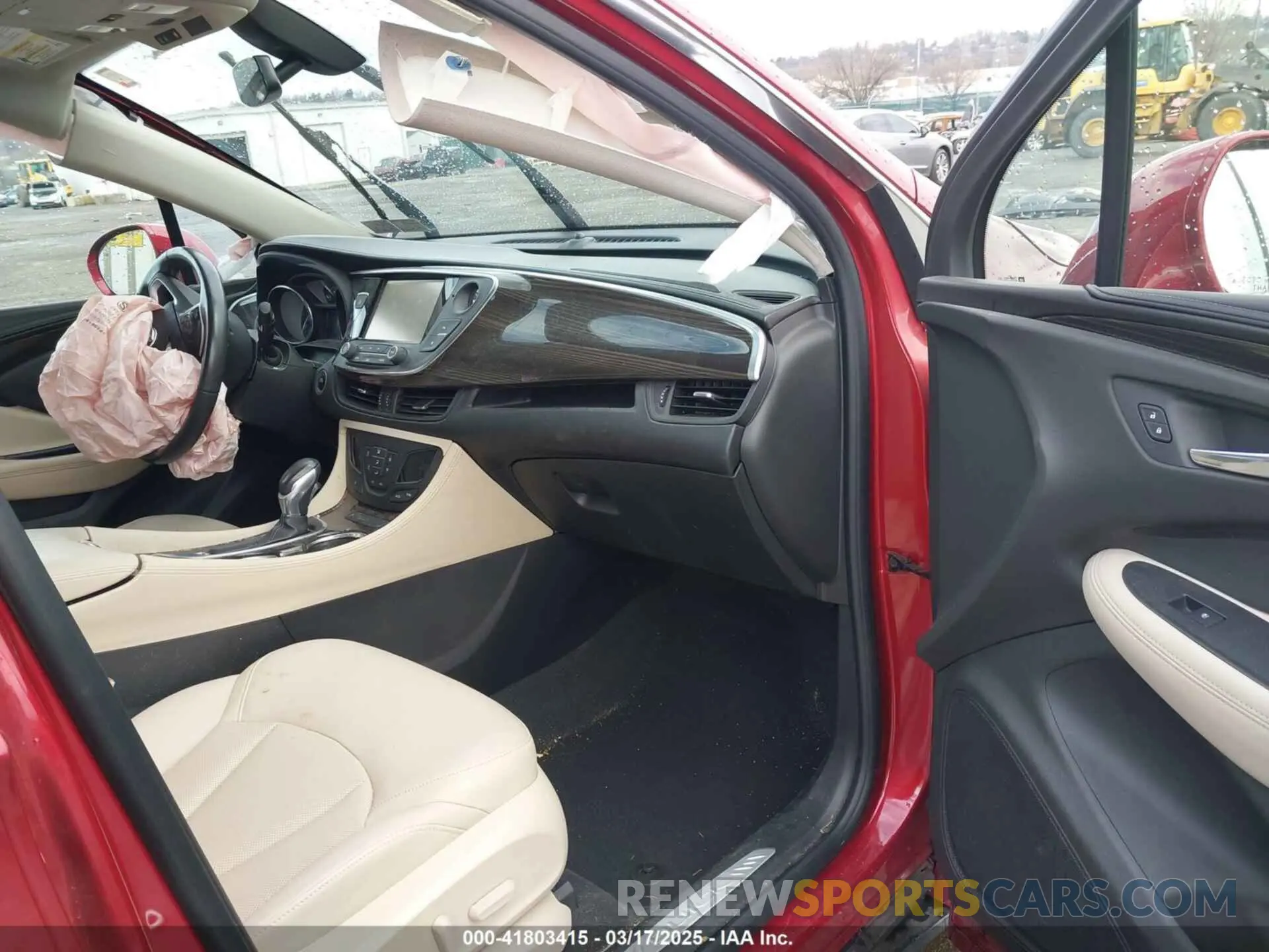 5 fotografías del automóvil dañado LRBFX2SA0KD125646 BUICK ENVISION 2019