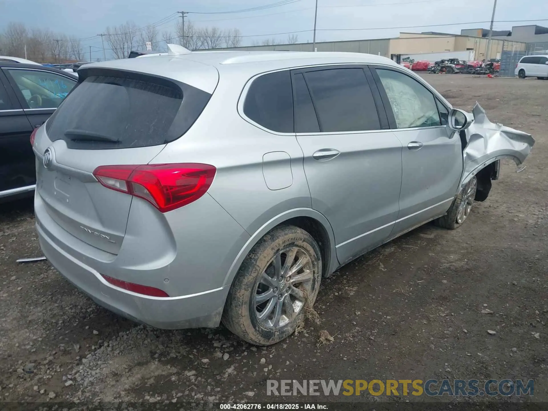 4 fotografías del automóvil dañado LRBFX2SA2KD005461 BUICK ENVISION 2019
