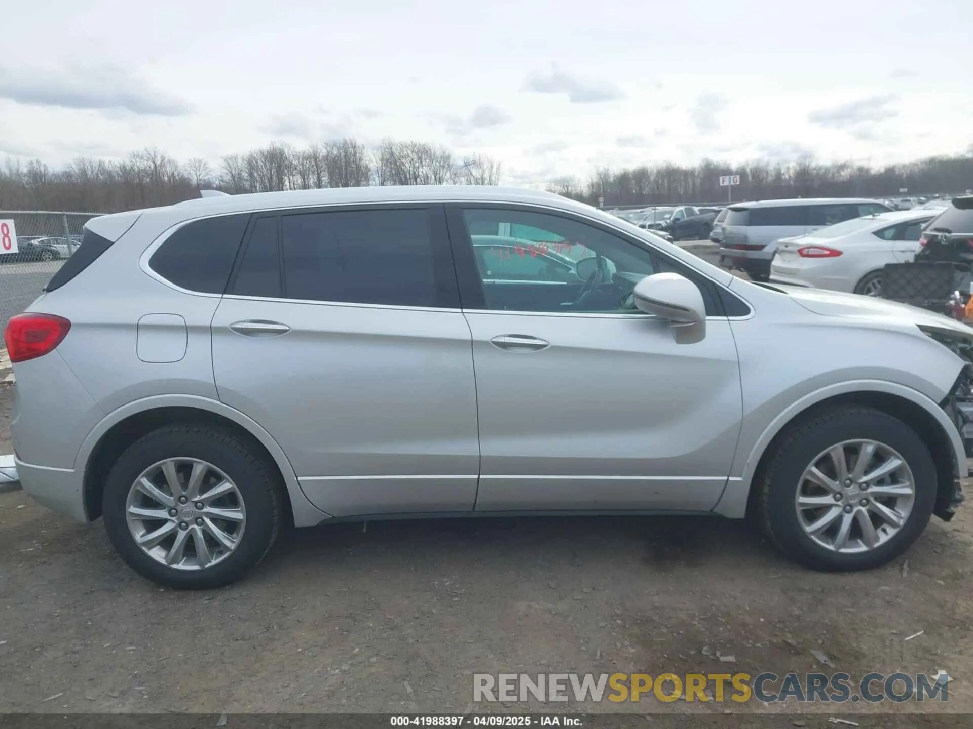 13 fotografías del automóvil dañado LRBFX2SA6KD091048 BUICK ENVISION 2019