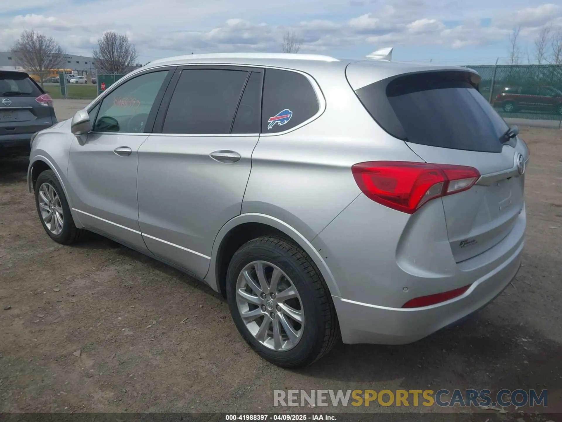 3 fotografías del automóvil dañado LRBFX2SA6KD091048 BUICK ENVISION 2019