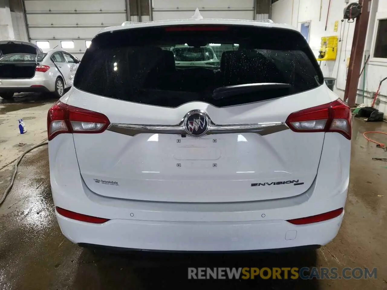 6 fotografías del automóvil dañado LRBFX2SA7KD107838 BUICK ENVISION 2019