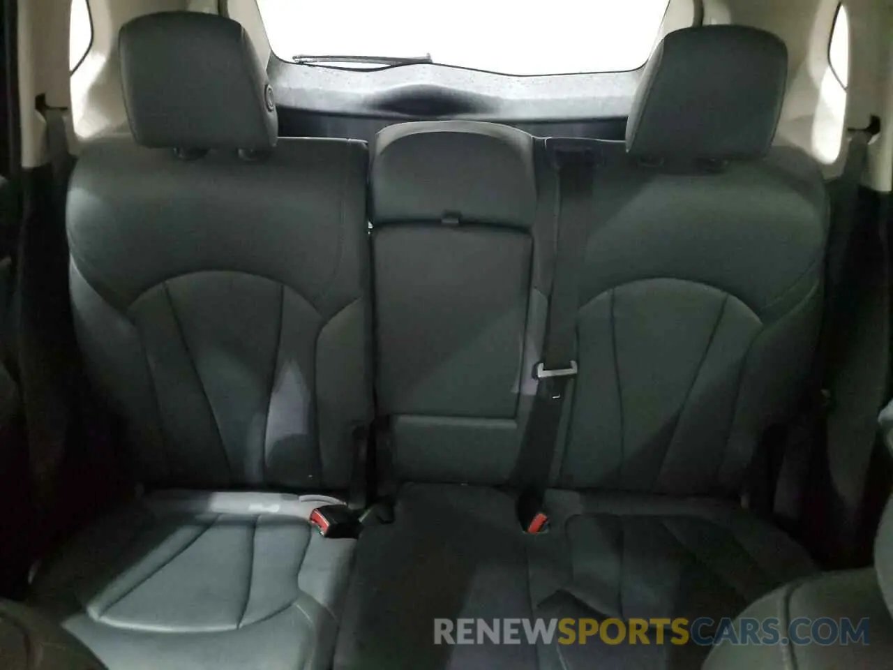 10 fotografías del automóvil dañado LRBFX3SX3KD030301 BUICK ENVISION 2019