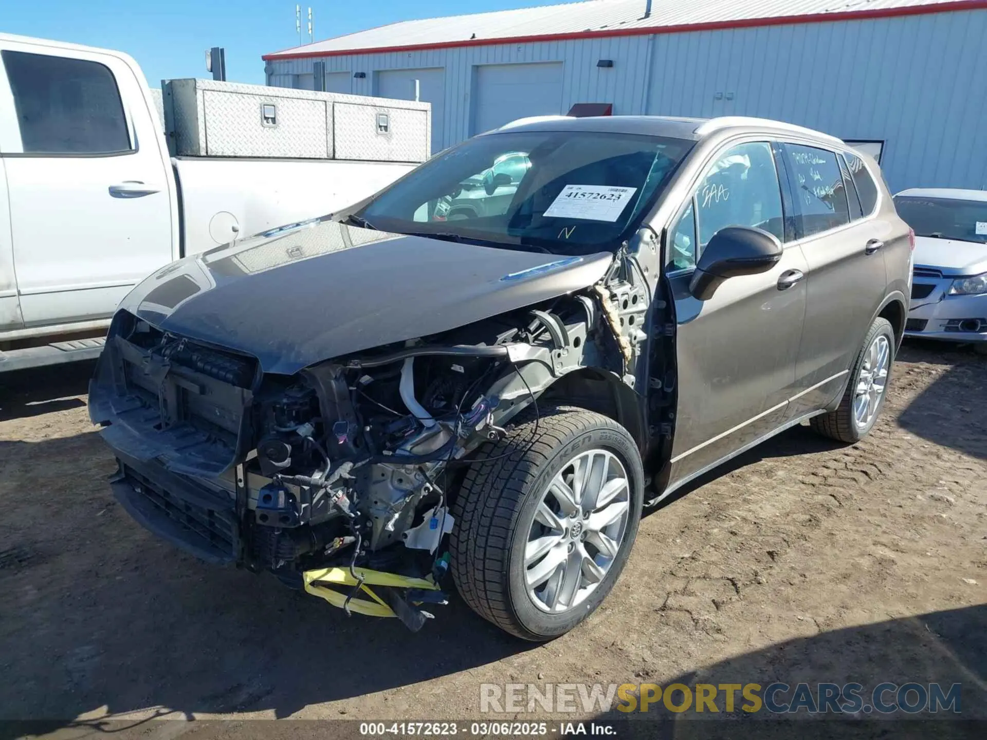 2 fotografías del automóvil dañado LRBFX3SX4KD012082 BUICK ENVISION 2019