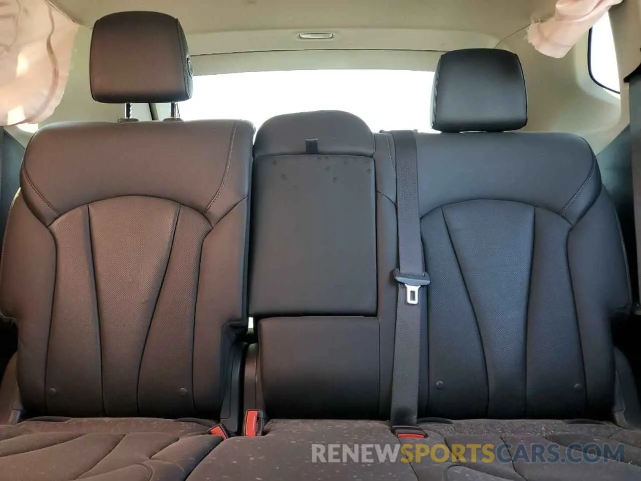10 fotografías del automóvil dañado LRBFX4SX2KD034099 BUICK ENVISION 2019