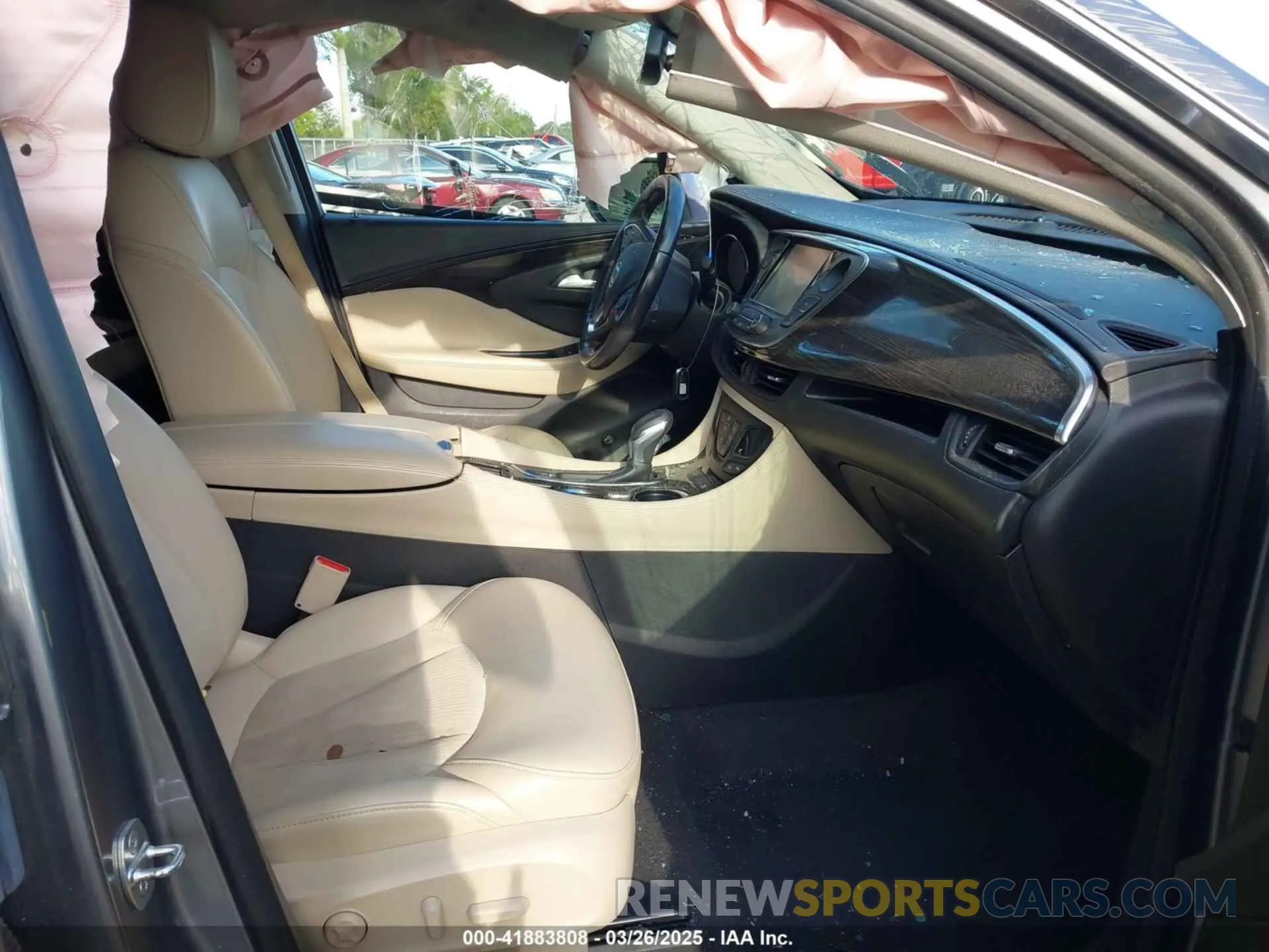 5 fotografías del automóvil dañado LRBFXBSA3KD075888 BUICK ENVISION 2019