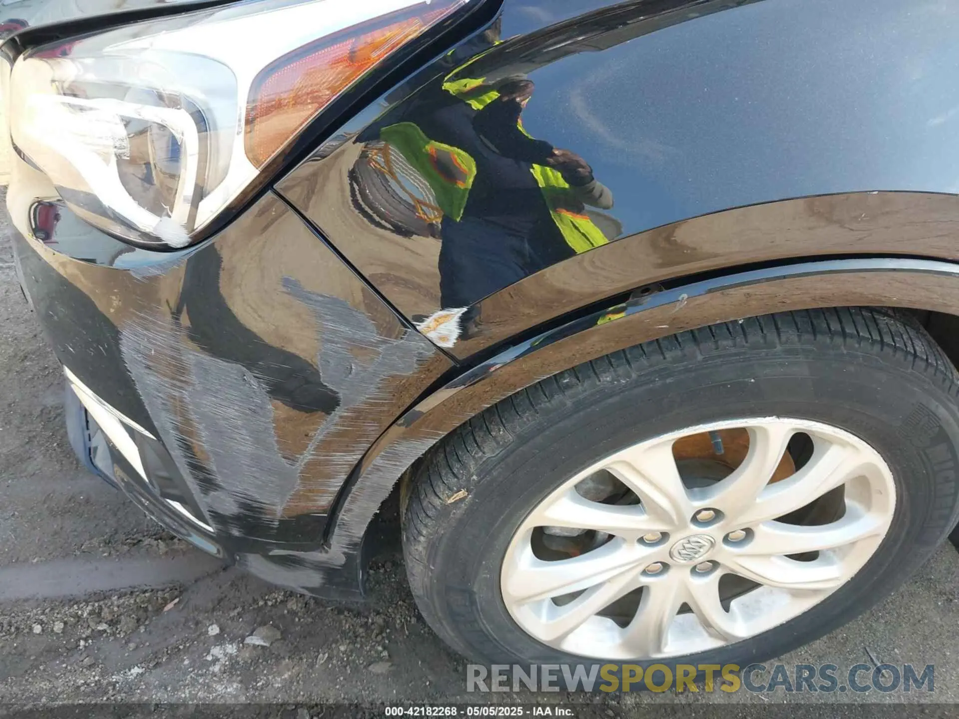 17 fotografías del automóvil dañado LRBFXBSA4KD146323 BUICK ENVISION 2019