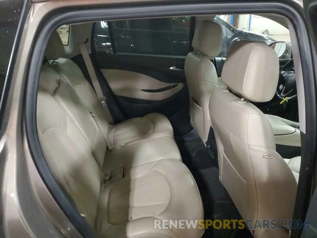 11 fotografías del automóvil dañado LRBFXBSA5KD121897 BUICK ENVISION 2019