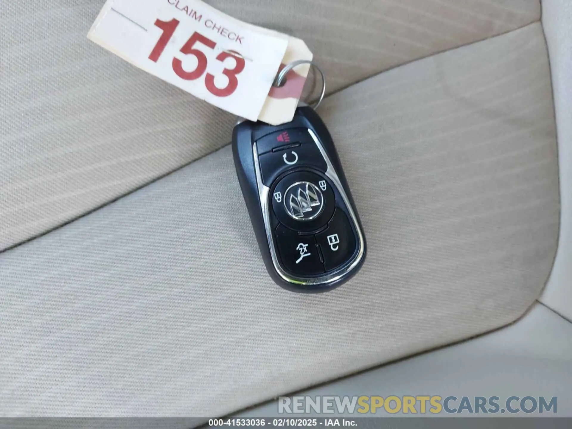 11 fotografías del automóvil dañado LRBFXBSA8KD023849 BUICK ENVISION 2019