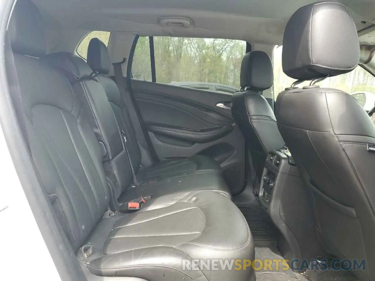 11 fotografías del automóvil dañado LRBFXCSA0KD040358 BUICK ENVISION 2019