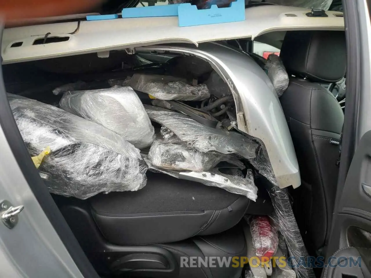 11 fotografías del automóvil dañado LRBFXCSA6KD005338 BUICK ENVISION 2019