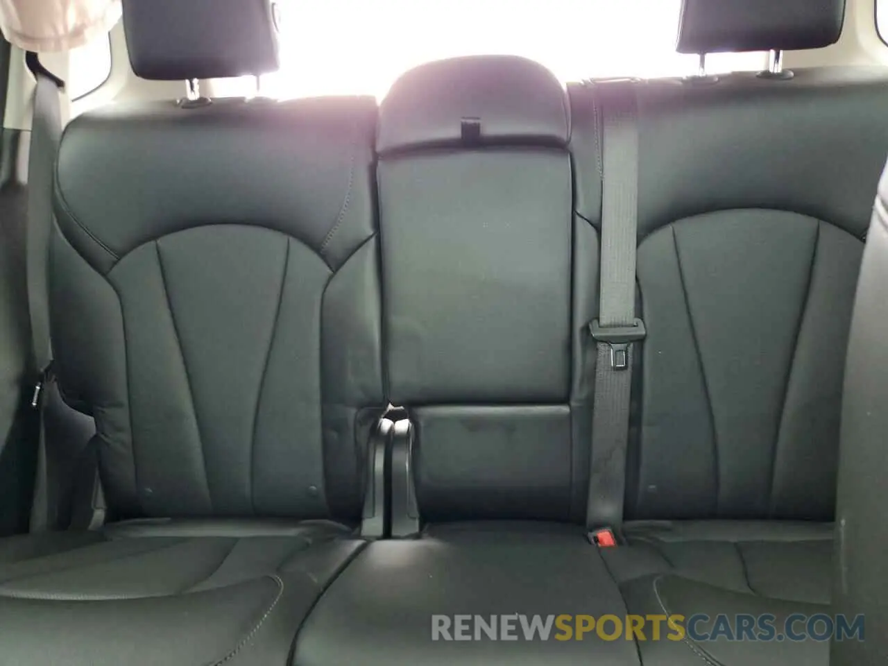 10 fotografías del automóvil dañado LRBFXCSA6KD030580 BUICK ENVISION 2019