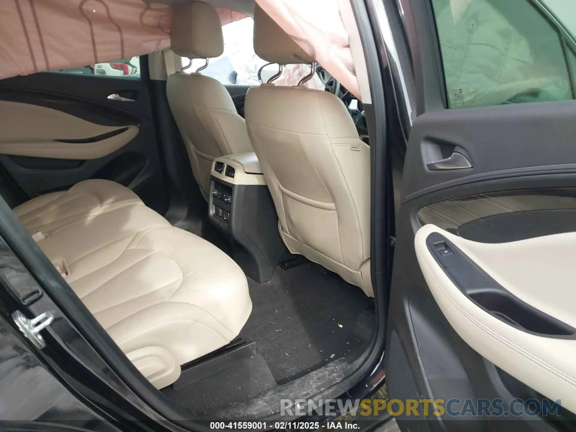 8 fotografías del automóvil dañado LRBFXCSA7KD006479 BUICK ENVISION 2019