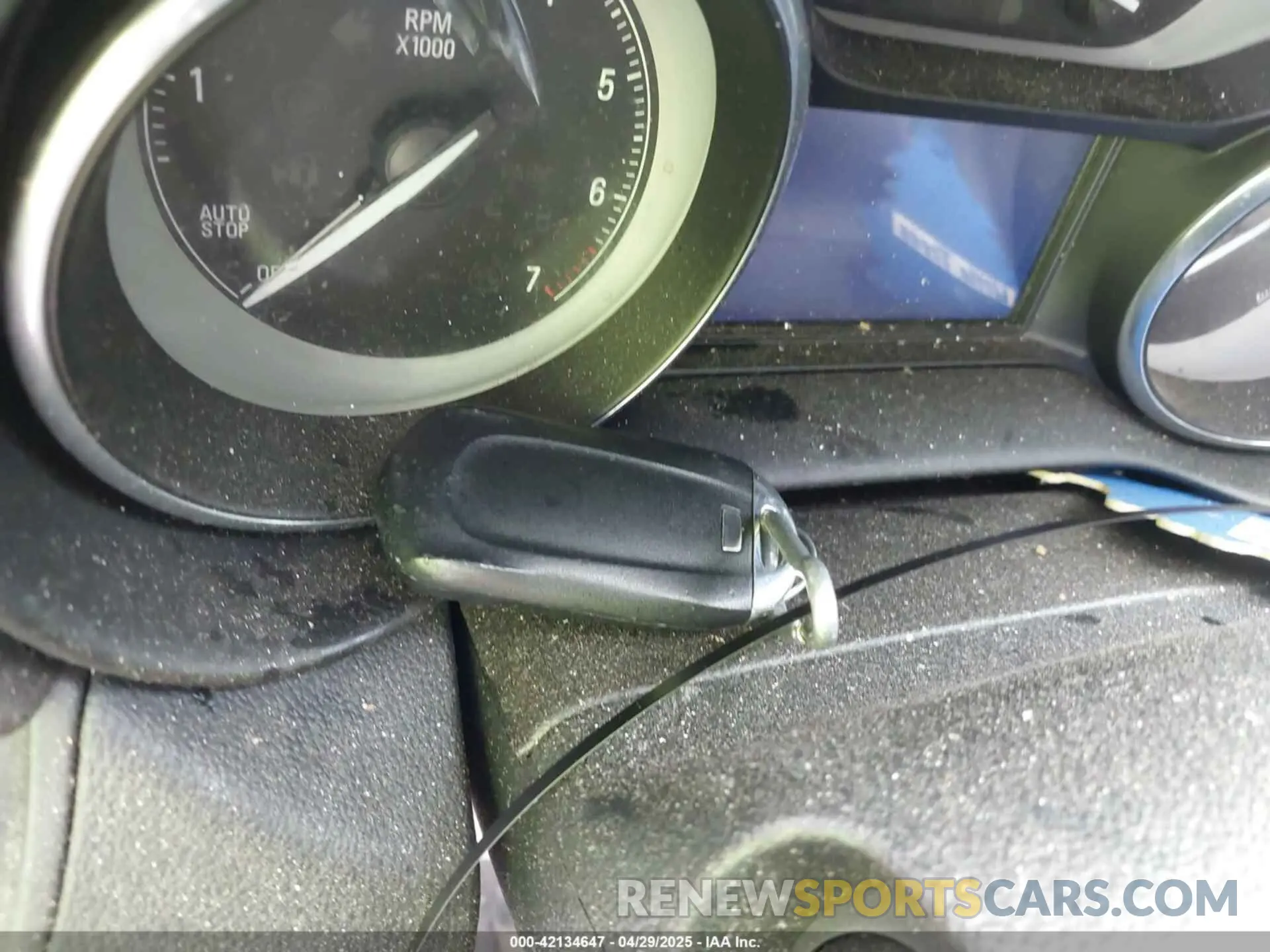 11 fotografías del automóvil dañado LRBFXCSA7KD124984 BUICK ENVISION 2019