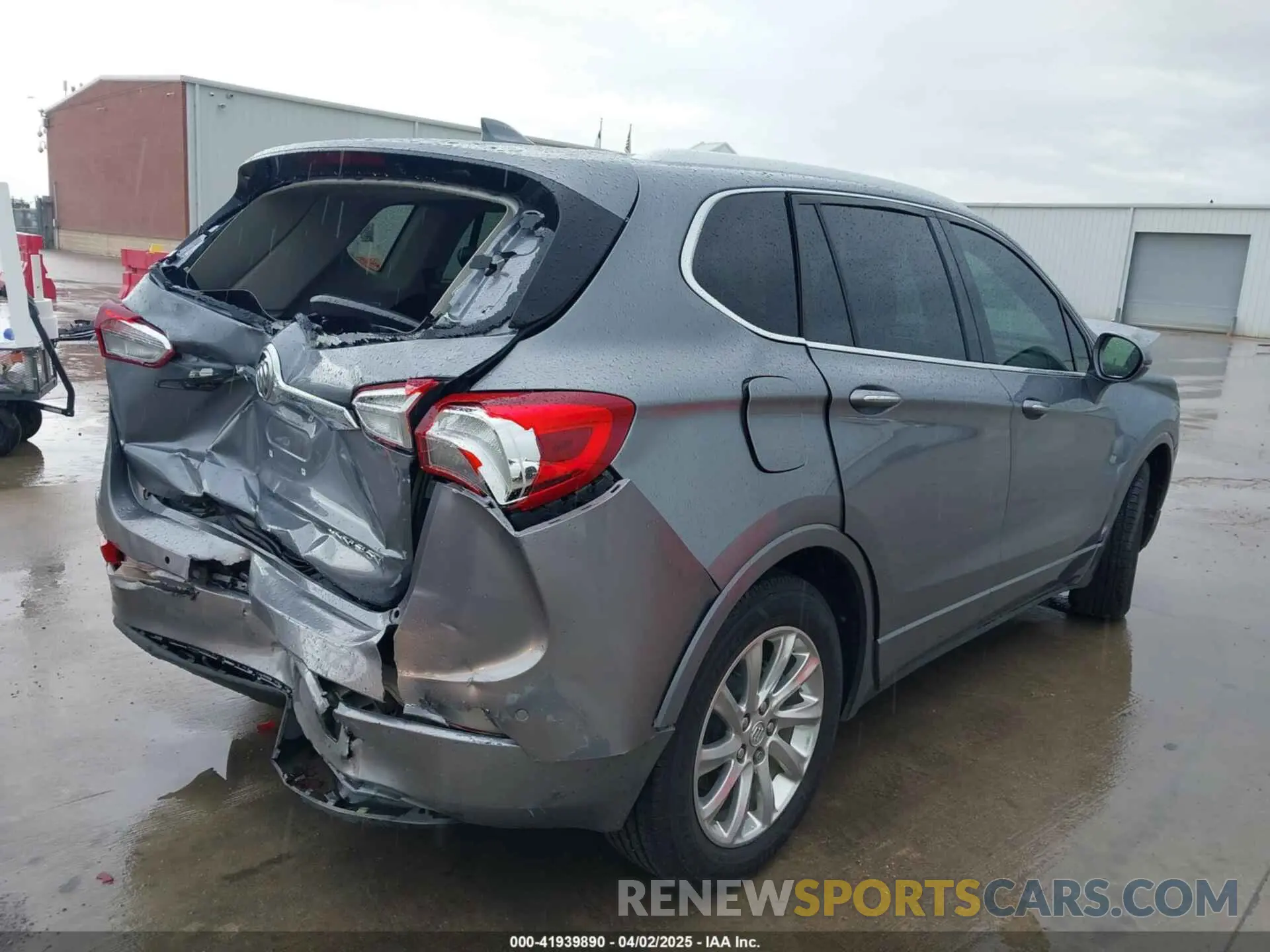 4 fotografías del automóvil dañado LRBFXCSA8KD010881 BUICK ENVISION 2019