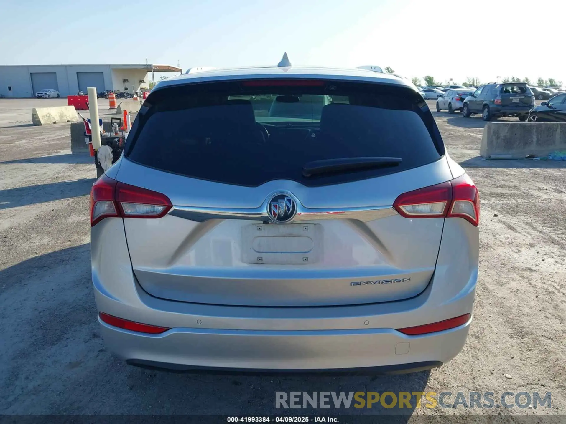 17 fotografías del automóvil dañado LRBFXCSA8KD018348 BUICK ENVISION 2019
