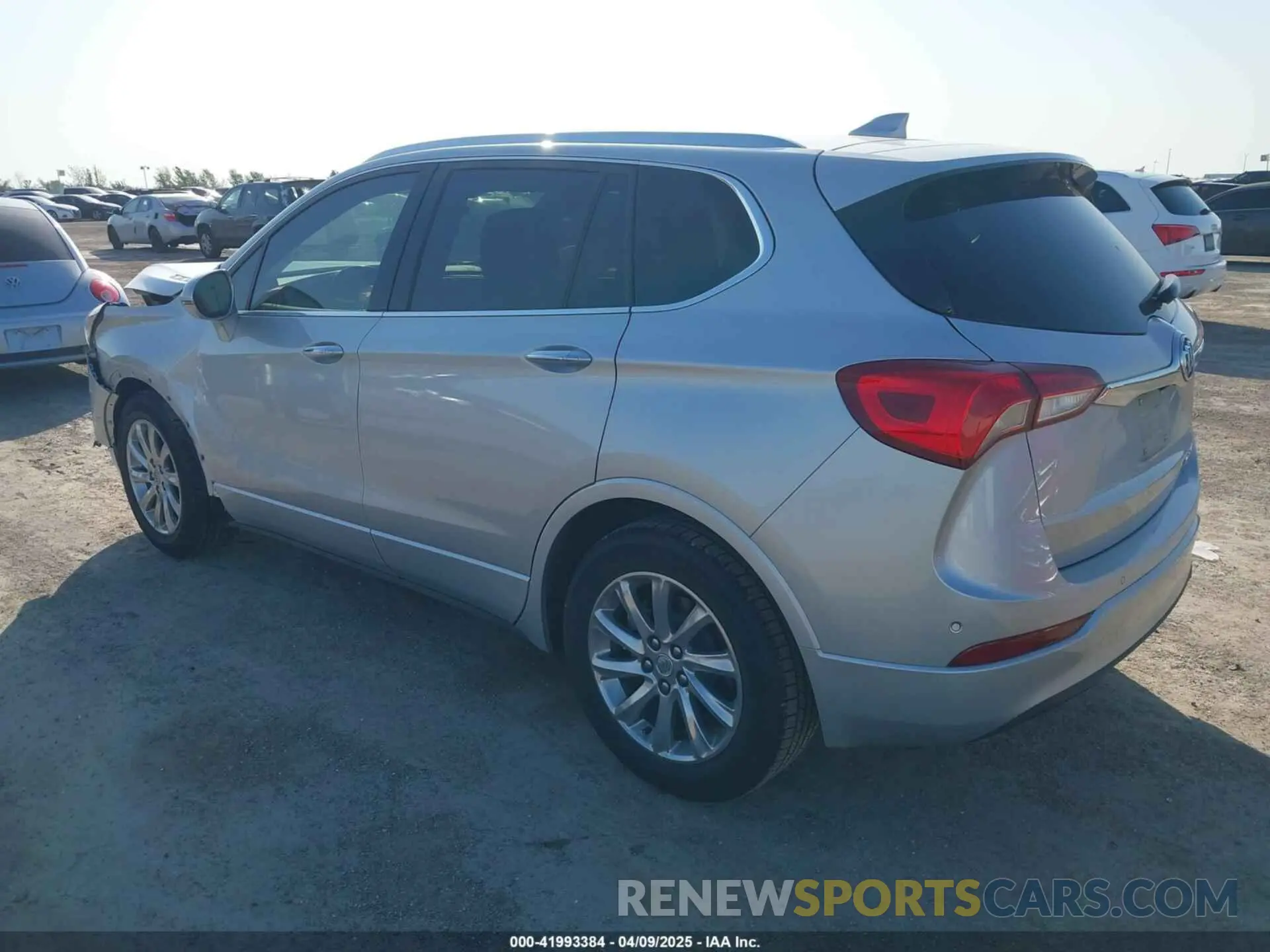 3 fotografías del automóvil dañado LRBFXCSA8KD018348 BUICK ENVISION 2019