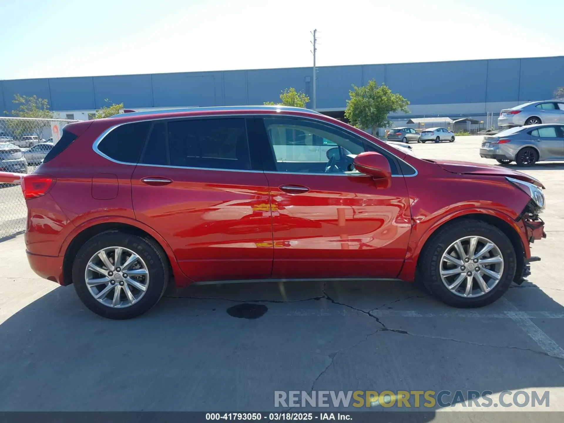 13 fotografías del automóvil dañado LRBFXCSAXKD109976 BUICK ENVISION 2019