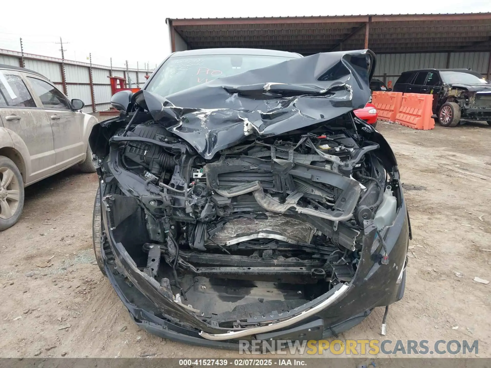 13 fotografías del automóvil dañado LRBFX1SA6LD116218 BUICK ENVISION 2020